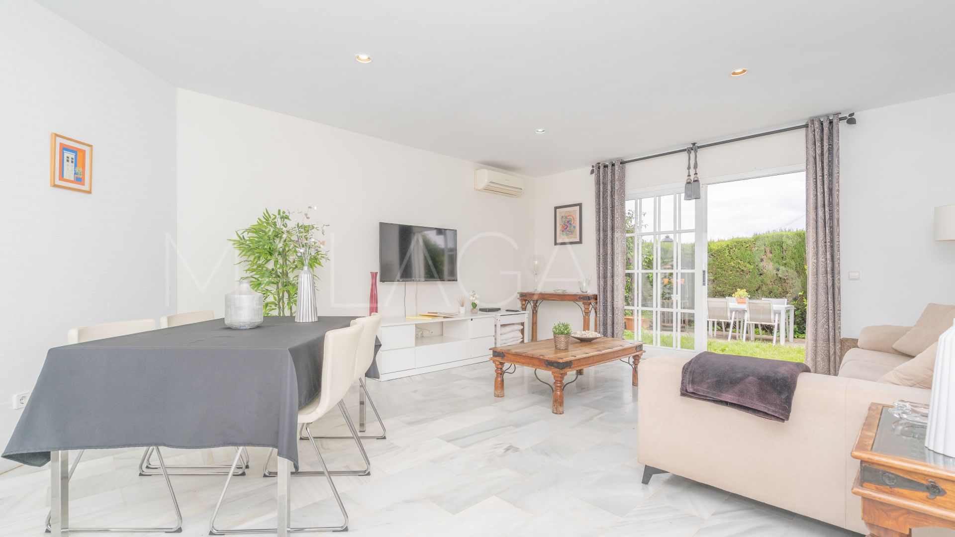 Radhus for sale in Bel Air