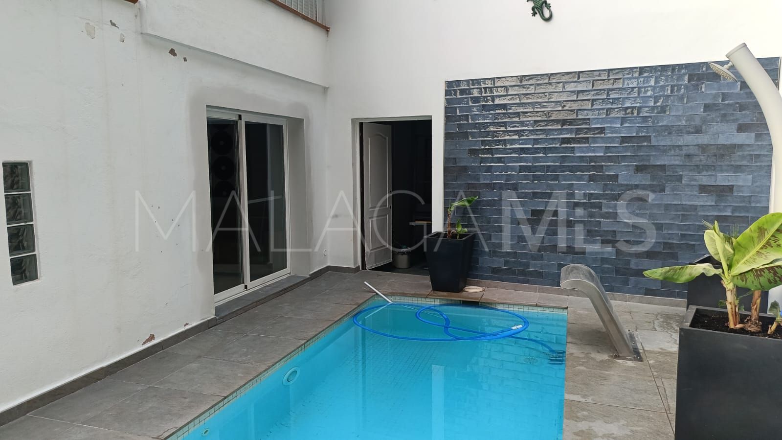 Villa for sale in Linda Vista Baja