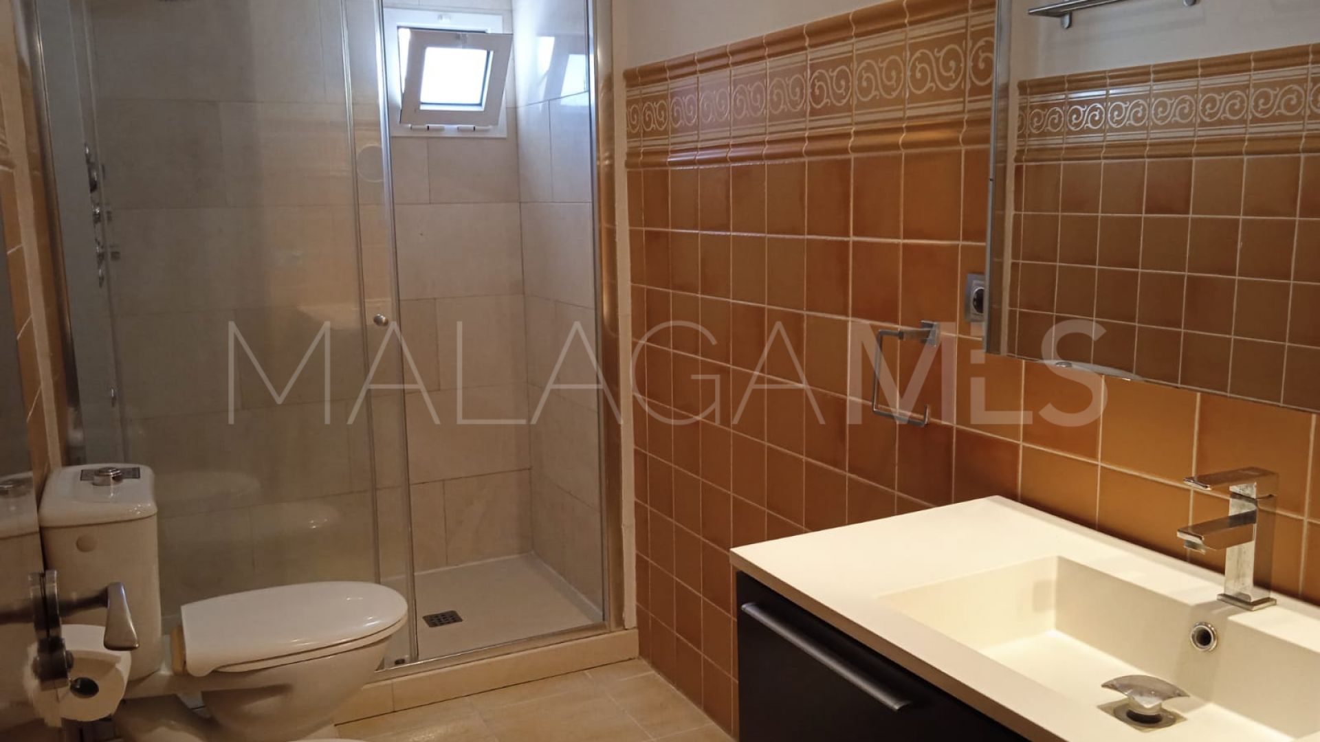Villa for sale in Linda Vista Baja