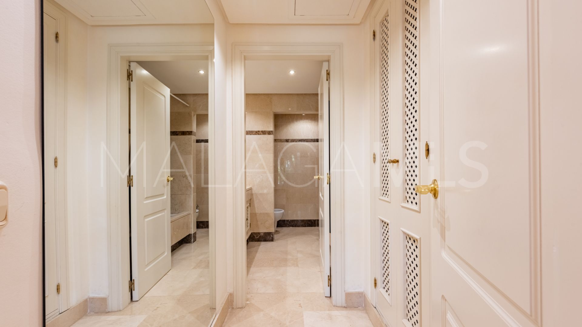 Erdgeschosswohnung for sale in Marbella - Puerto Banus