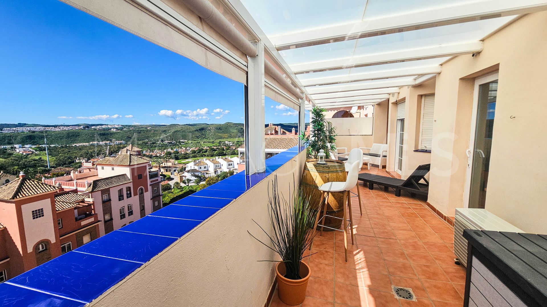 Zweistöckiges penthouse for sale in La Duquesa