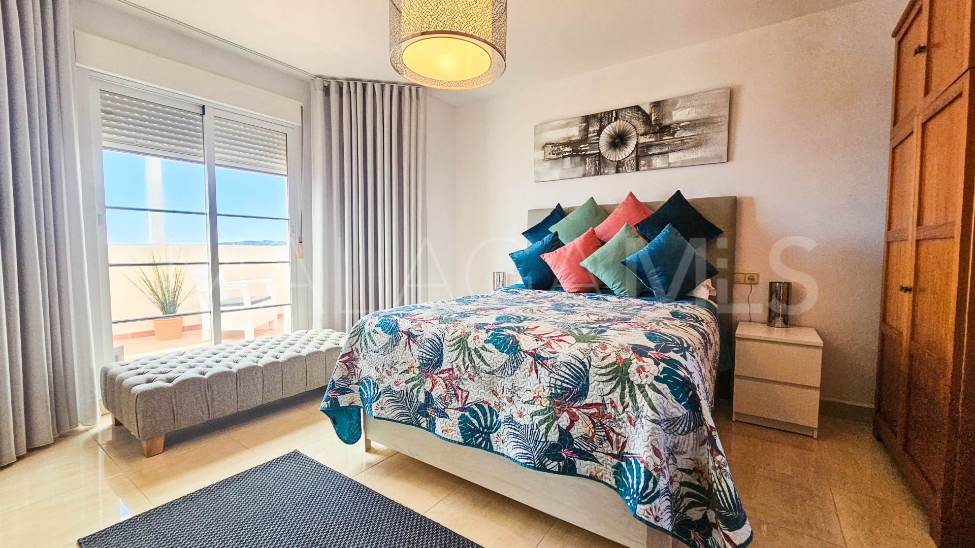 Zweistöckiges penthouse for sale in La Duquesa