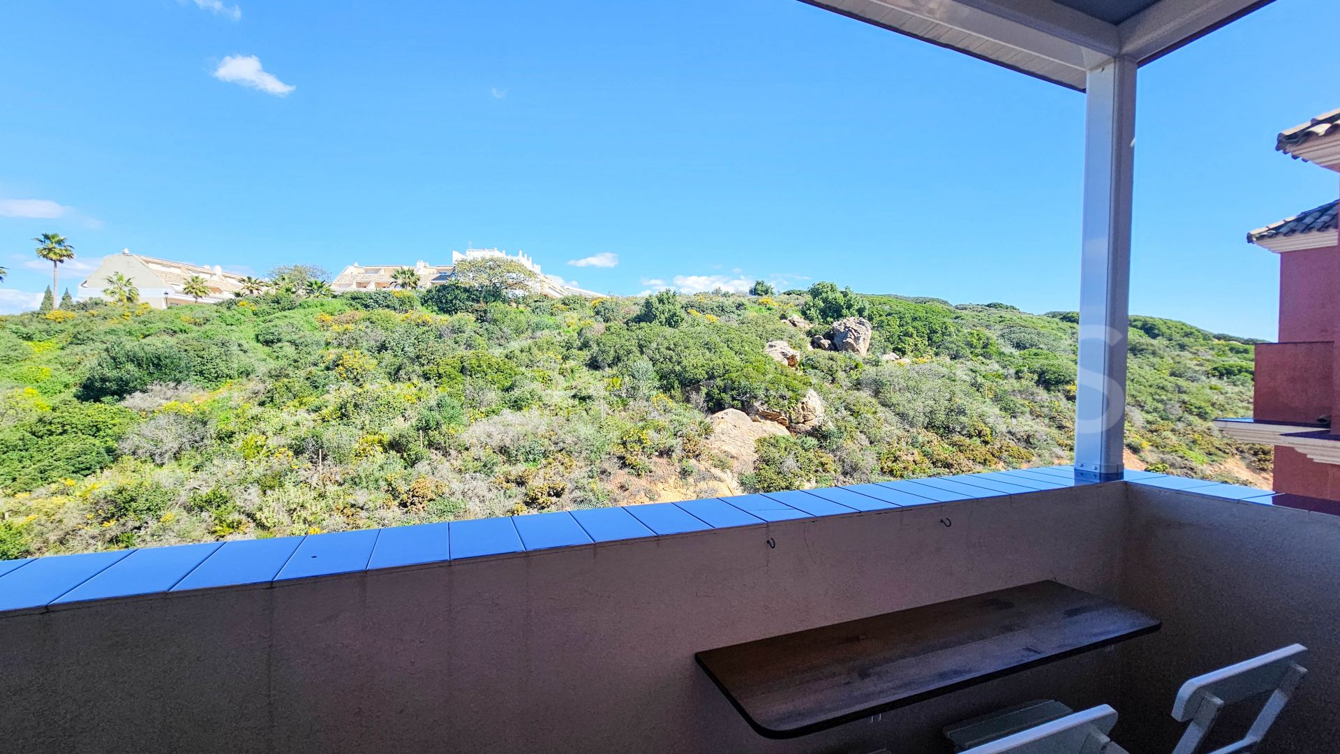 Zweistöckiges penthouse for sale in La Duquesa