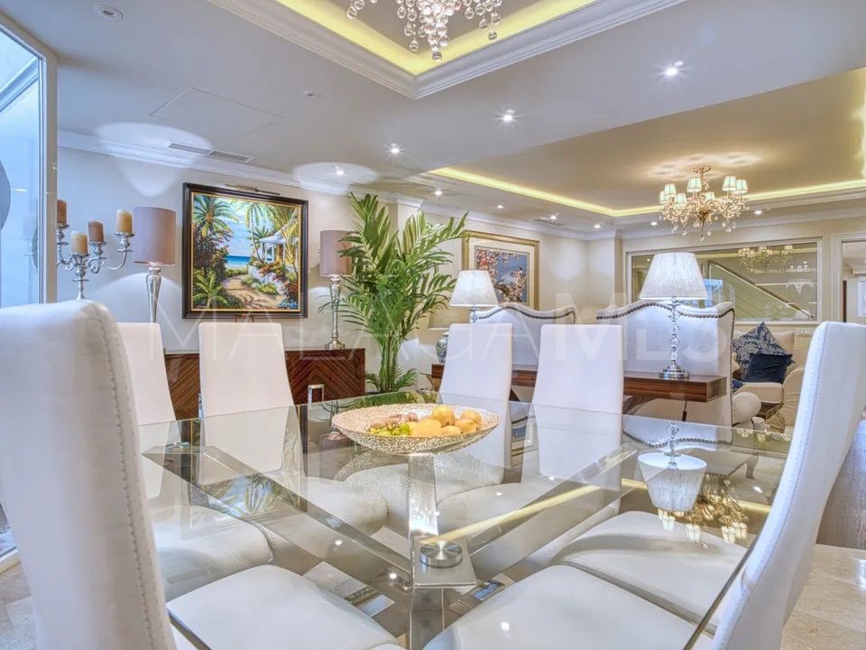 For sale Casco antiguo town house