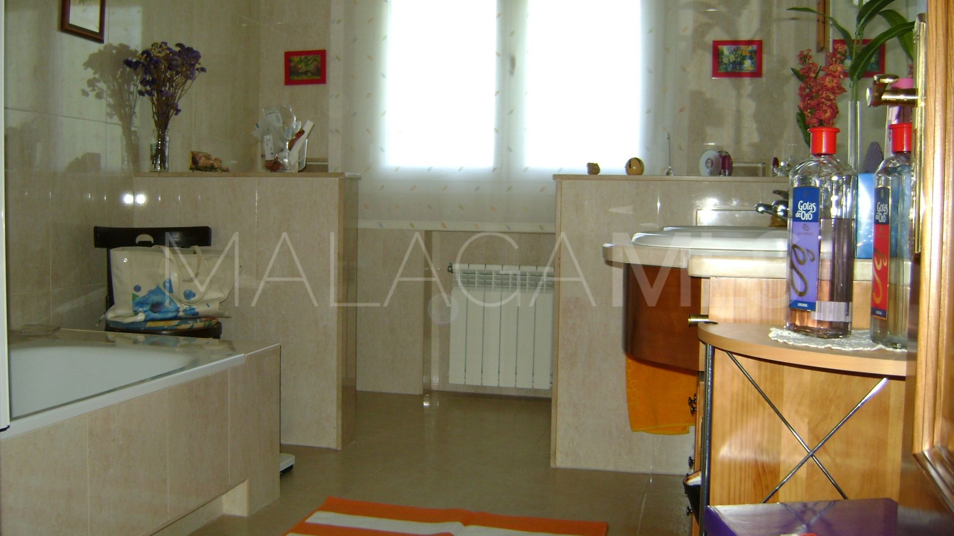 Se vende chalet in Cuevas del Becerro with 3 bedrooms
