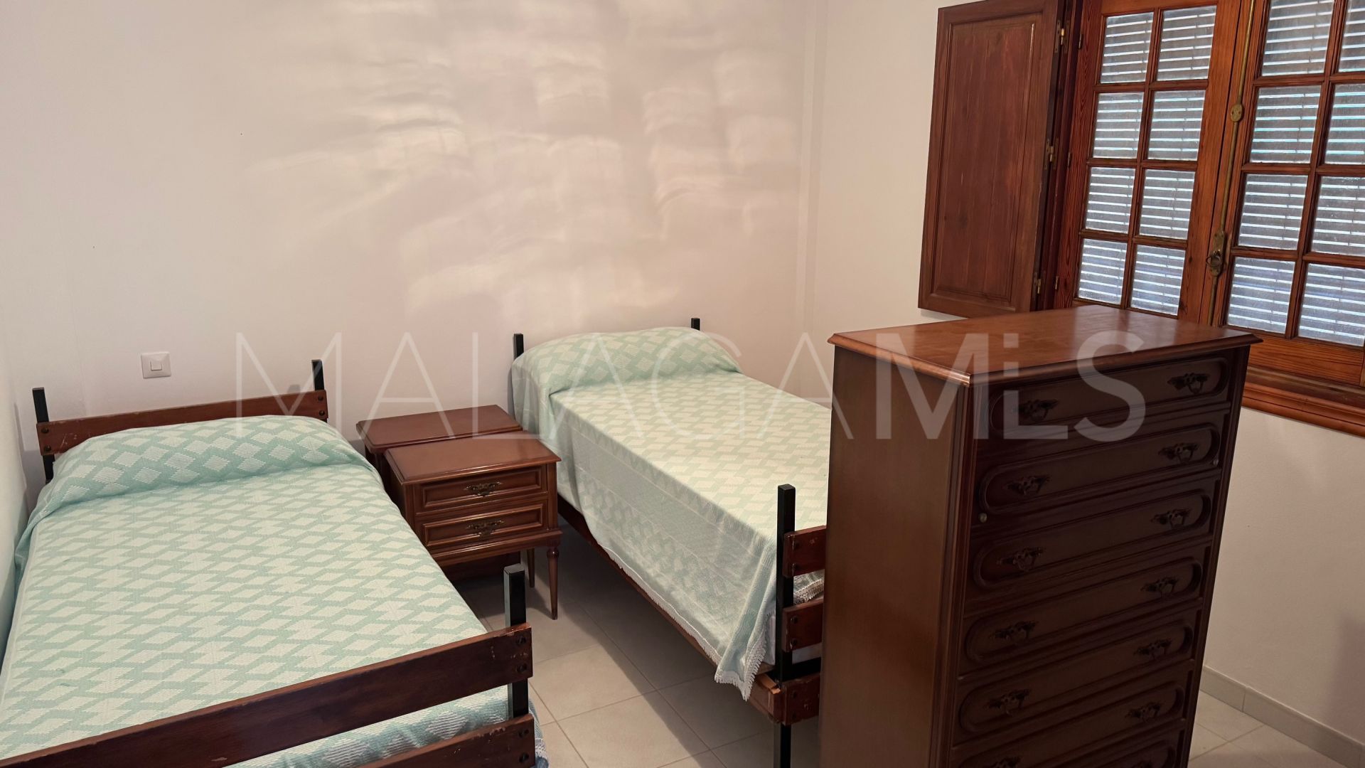 Villa for sale in Guadalobon