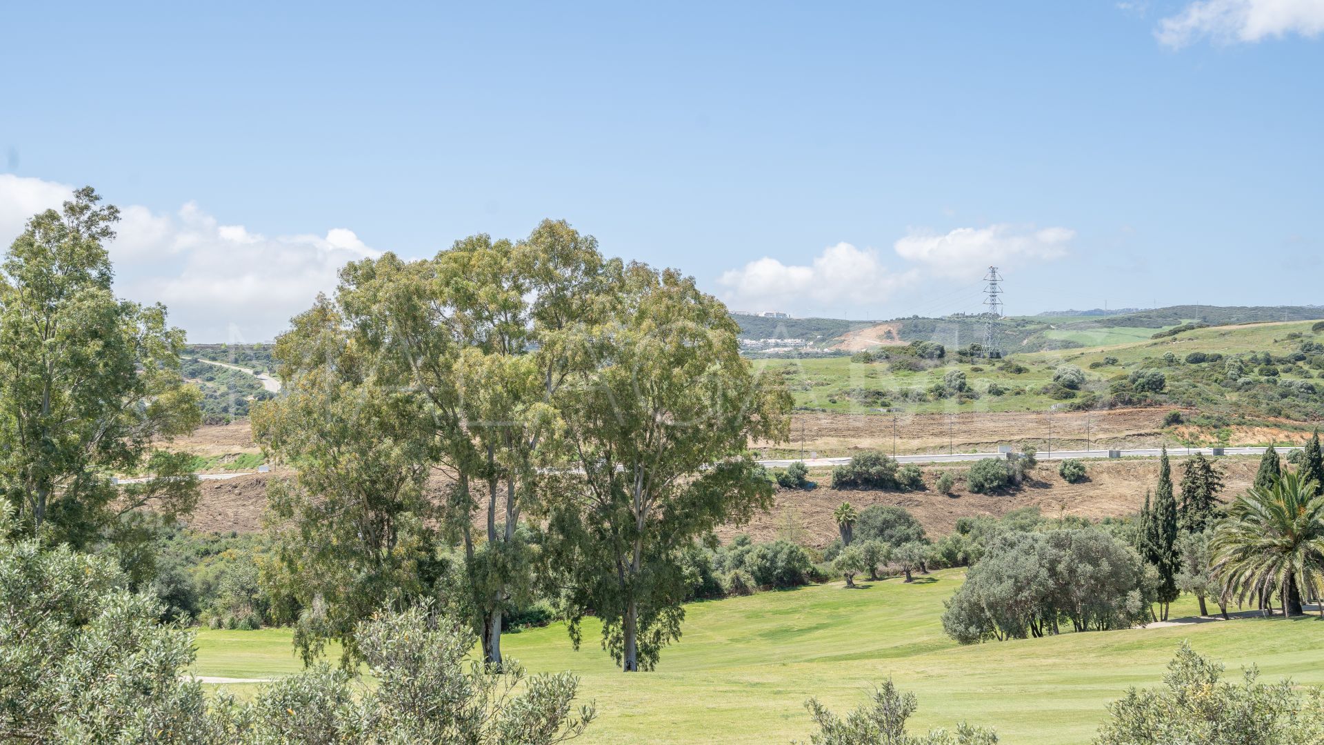 Lägenhet for sale in Estepona Golf