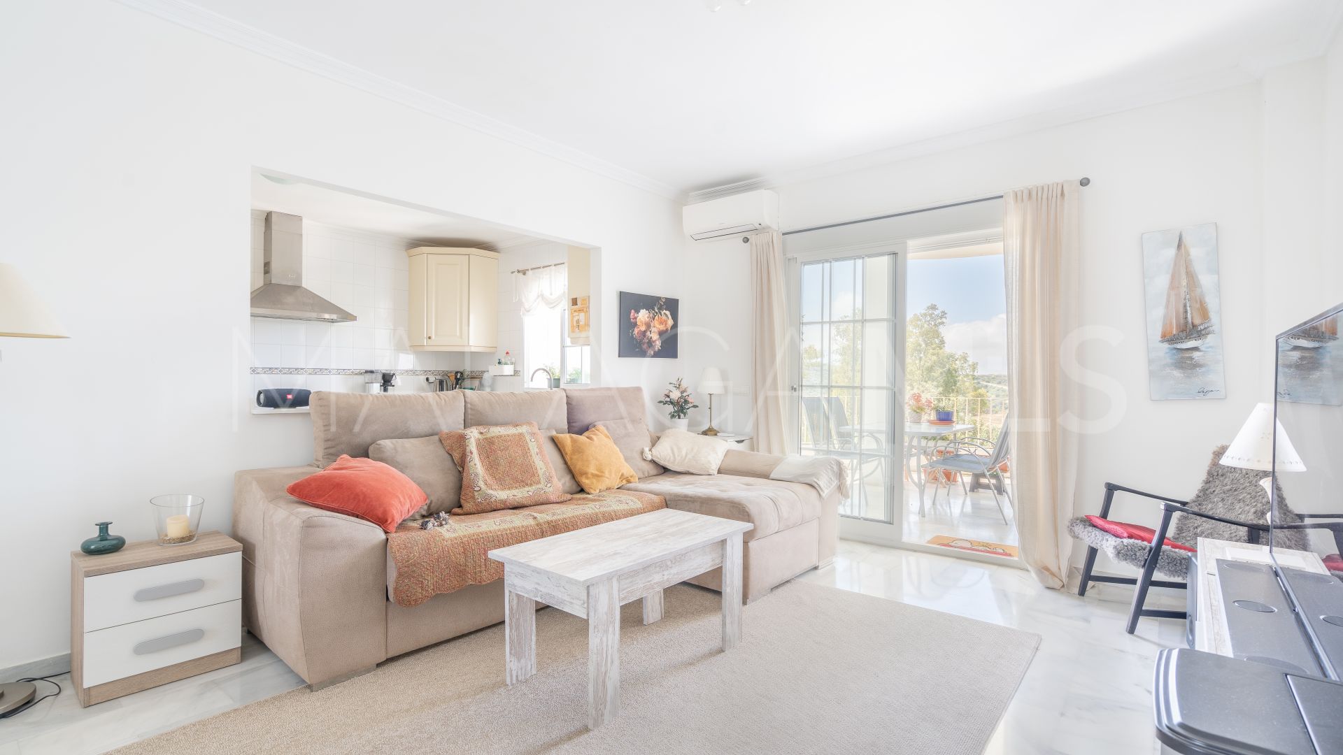 Lägenhet for sale in Estepona Golf