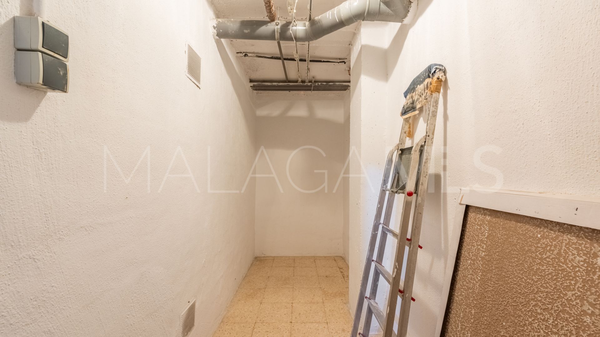 Apartamento planta baja for sale in Los Monteros de 2 bedrooms