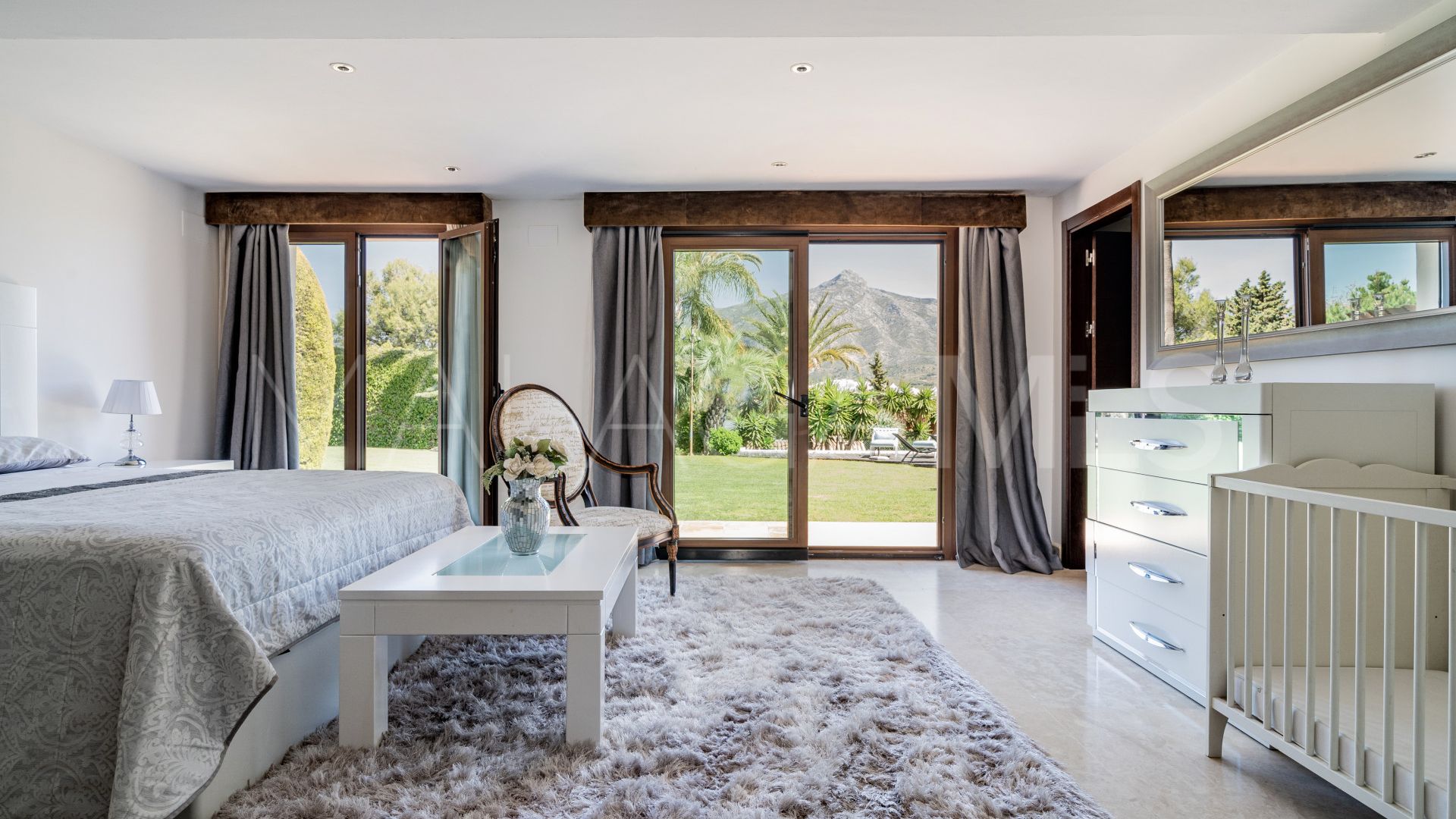 7 bedrooms house for sale in Las Brisas