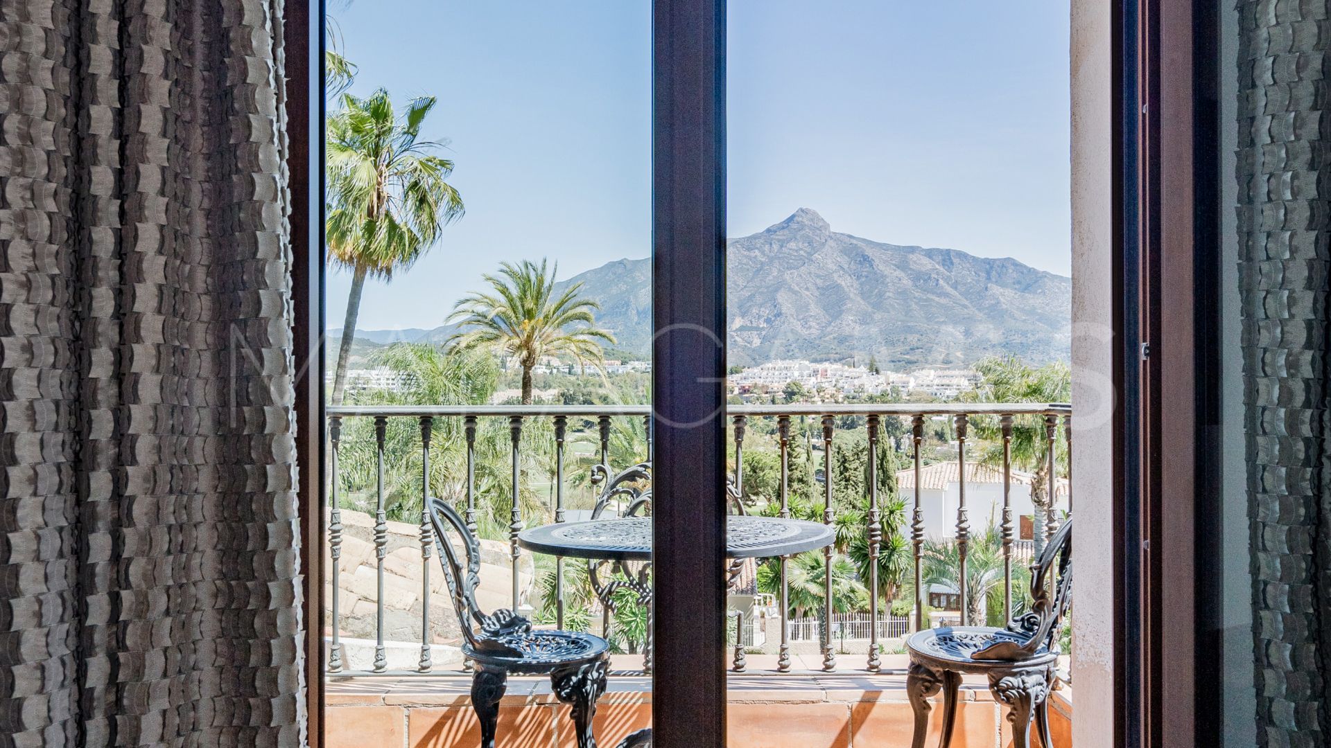 7 bedrooms house for sale in Las Brisas