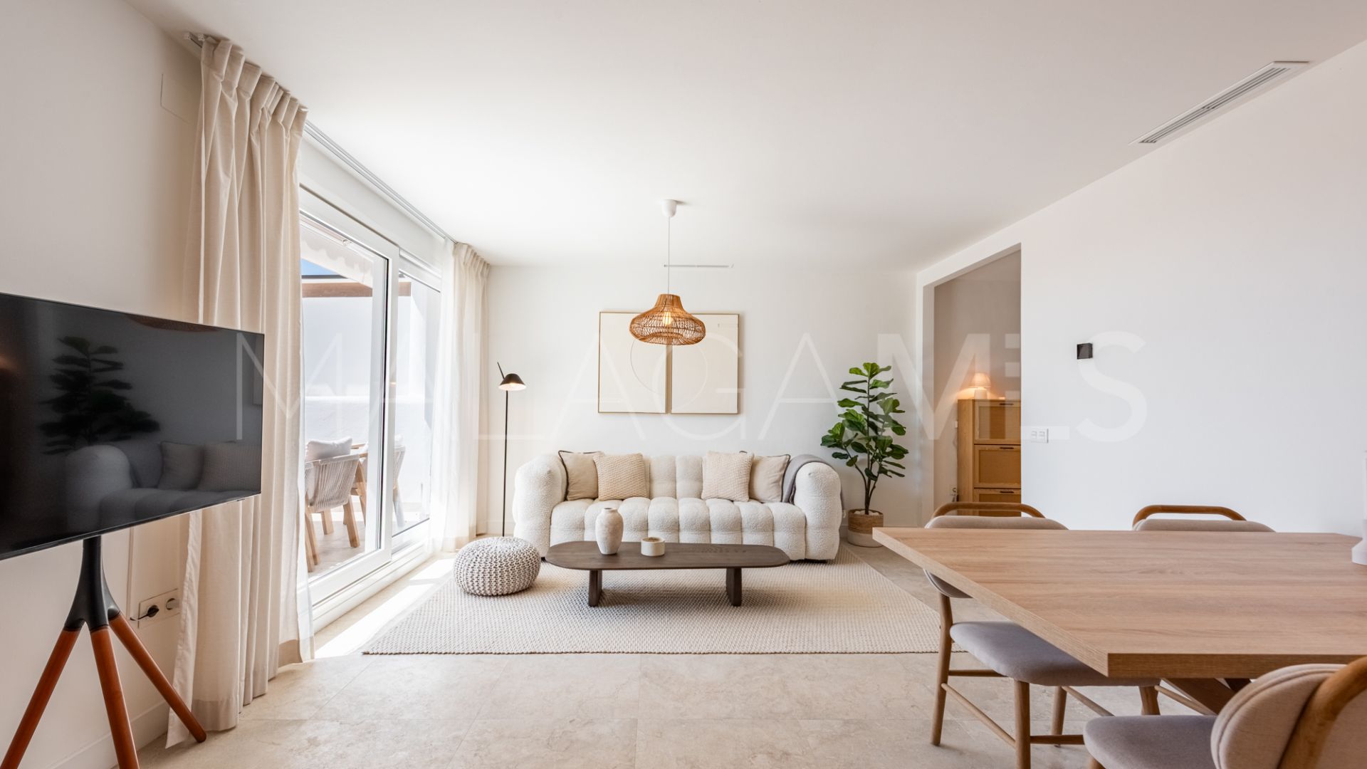 Appartement terrasse for sale in Aloha Mirasierra