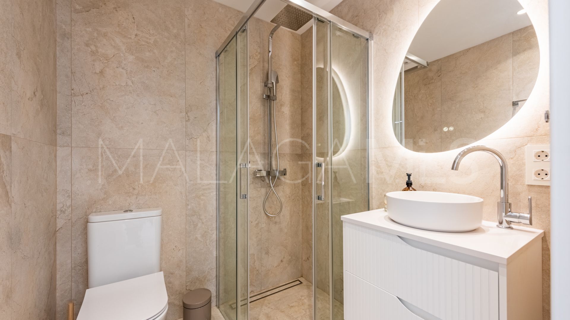 Appartement terrasse for sale in Aloha Mirasierra