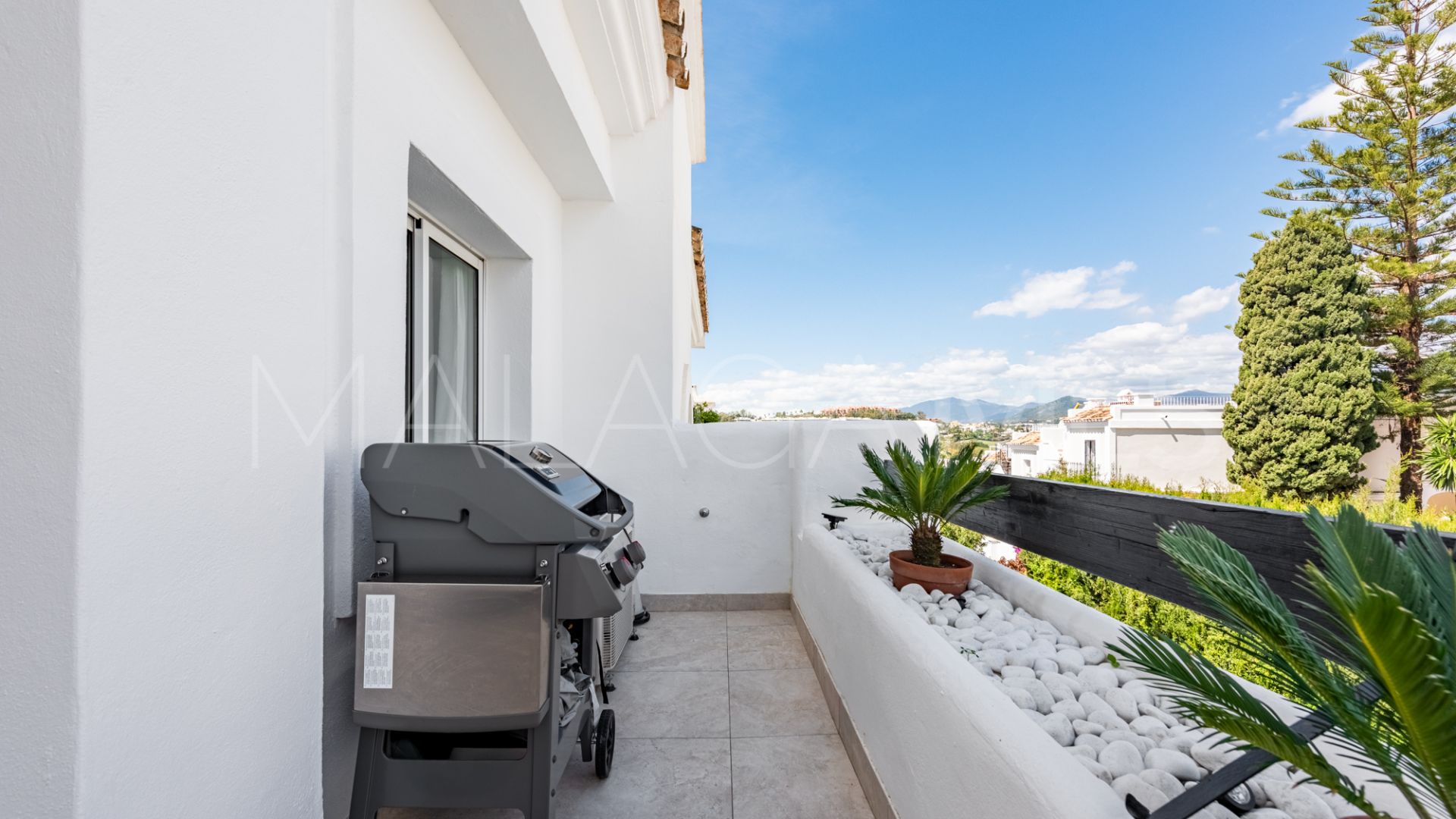 Appartement terrasse for sale in Aloha Mirasierra