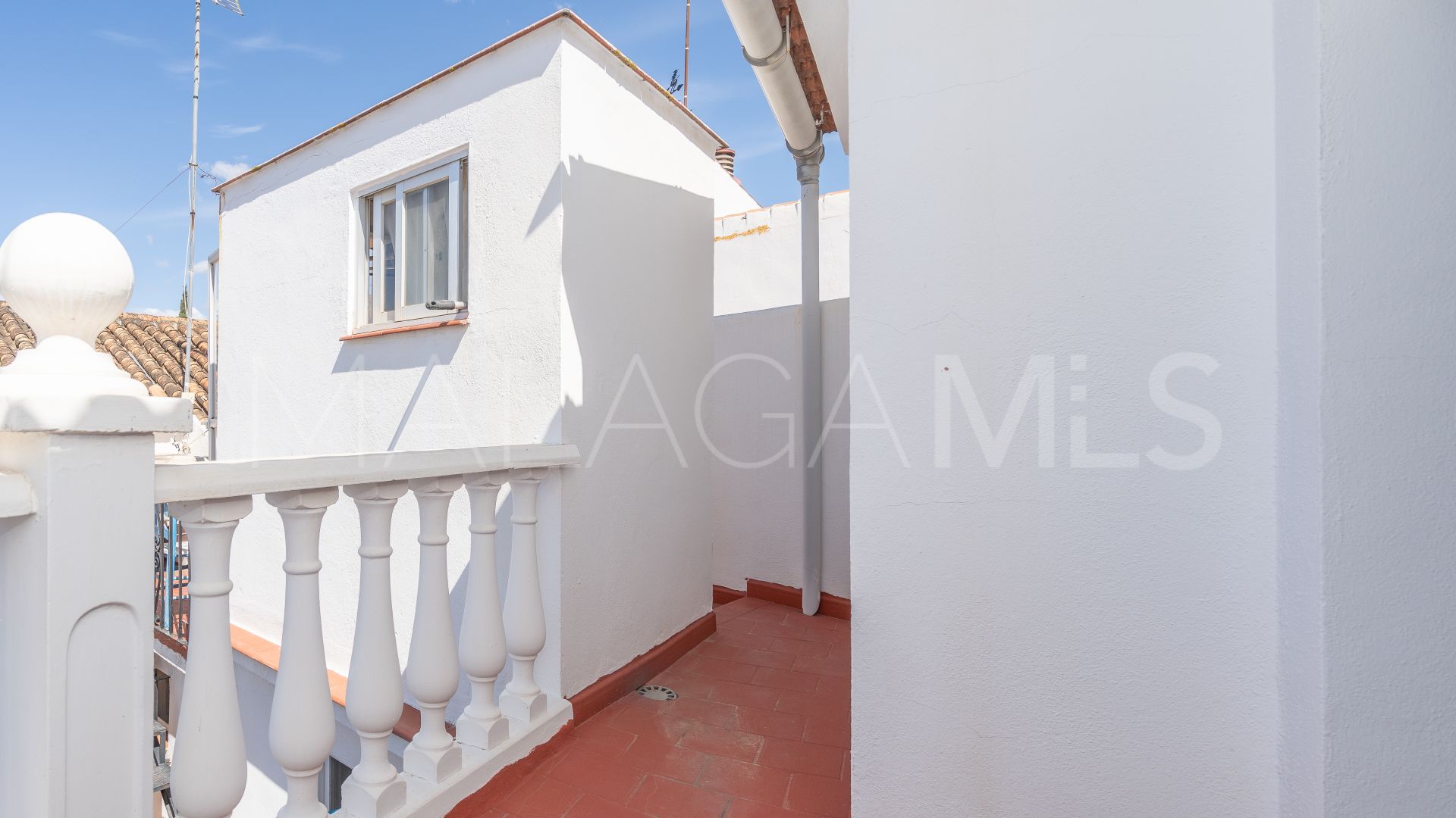 For sale Estepona Old Town town house with 5 bedrooms
