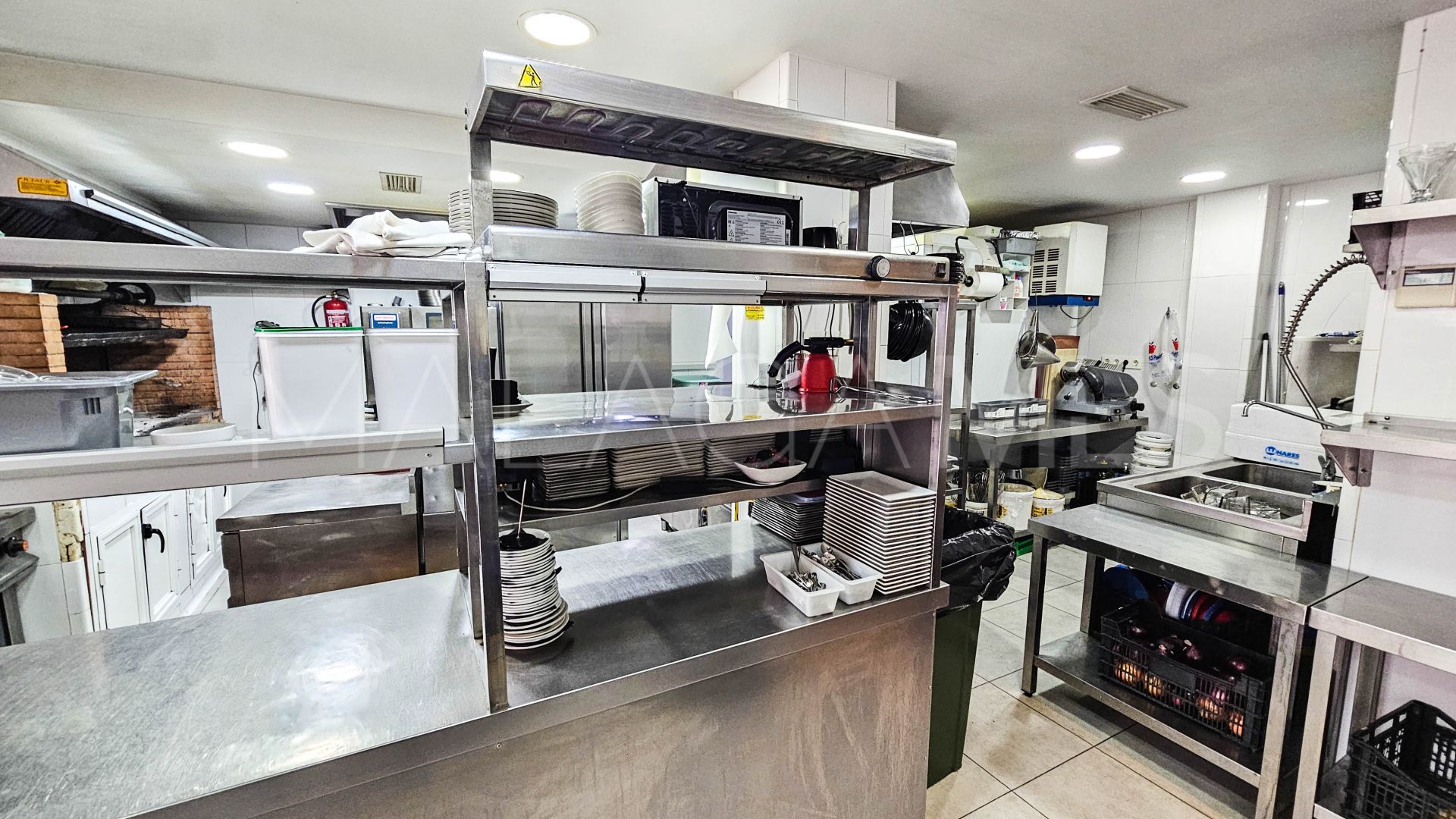 Puerto La Duquesa, restaurante for sale