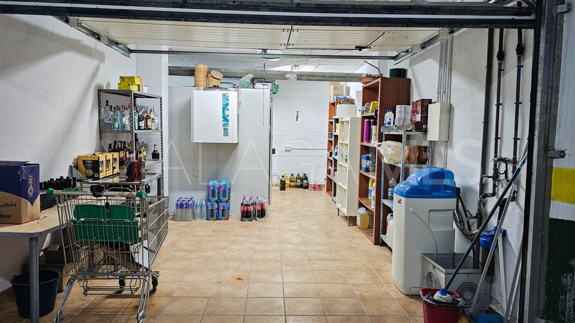 Puerto La Duquesa, restaurante for sale