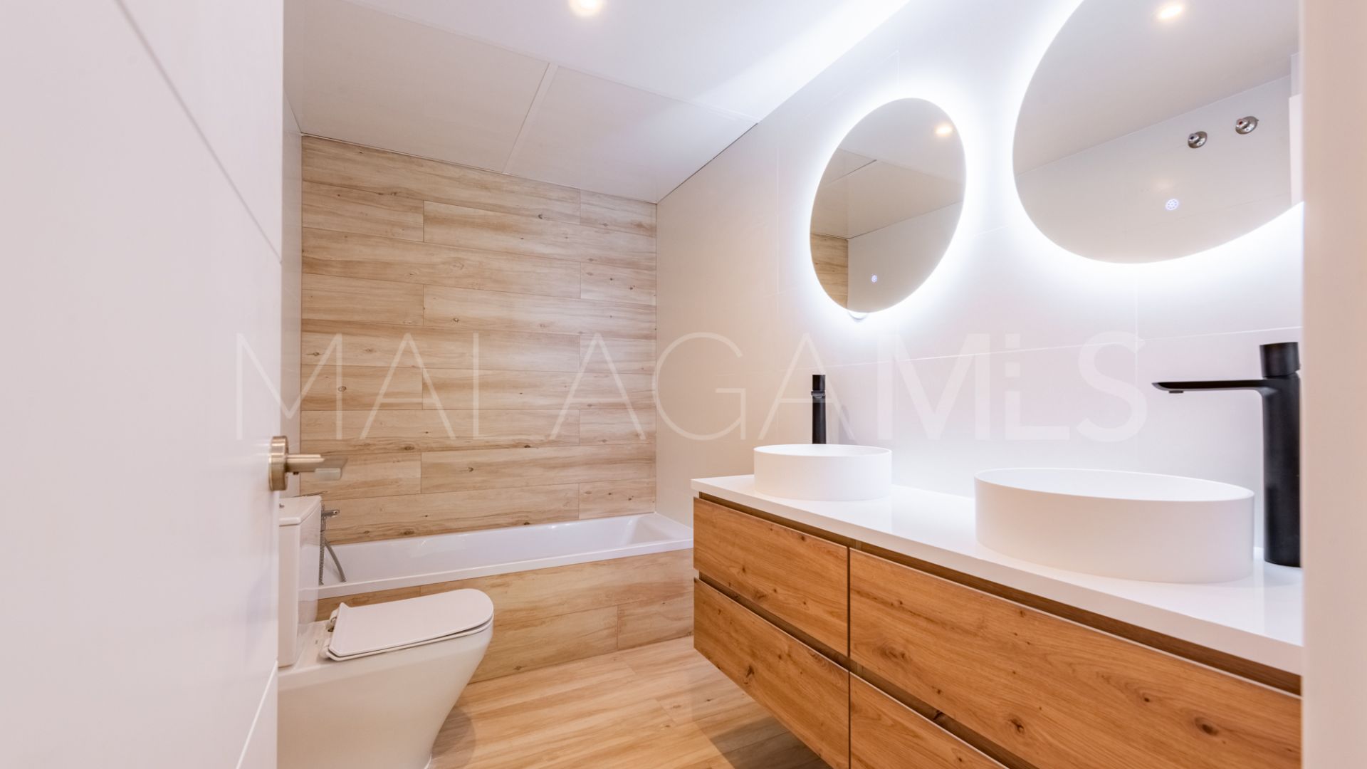 Radhus for sale in Benahavis