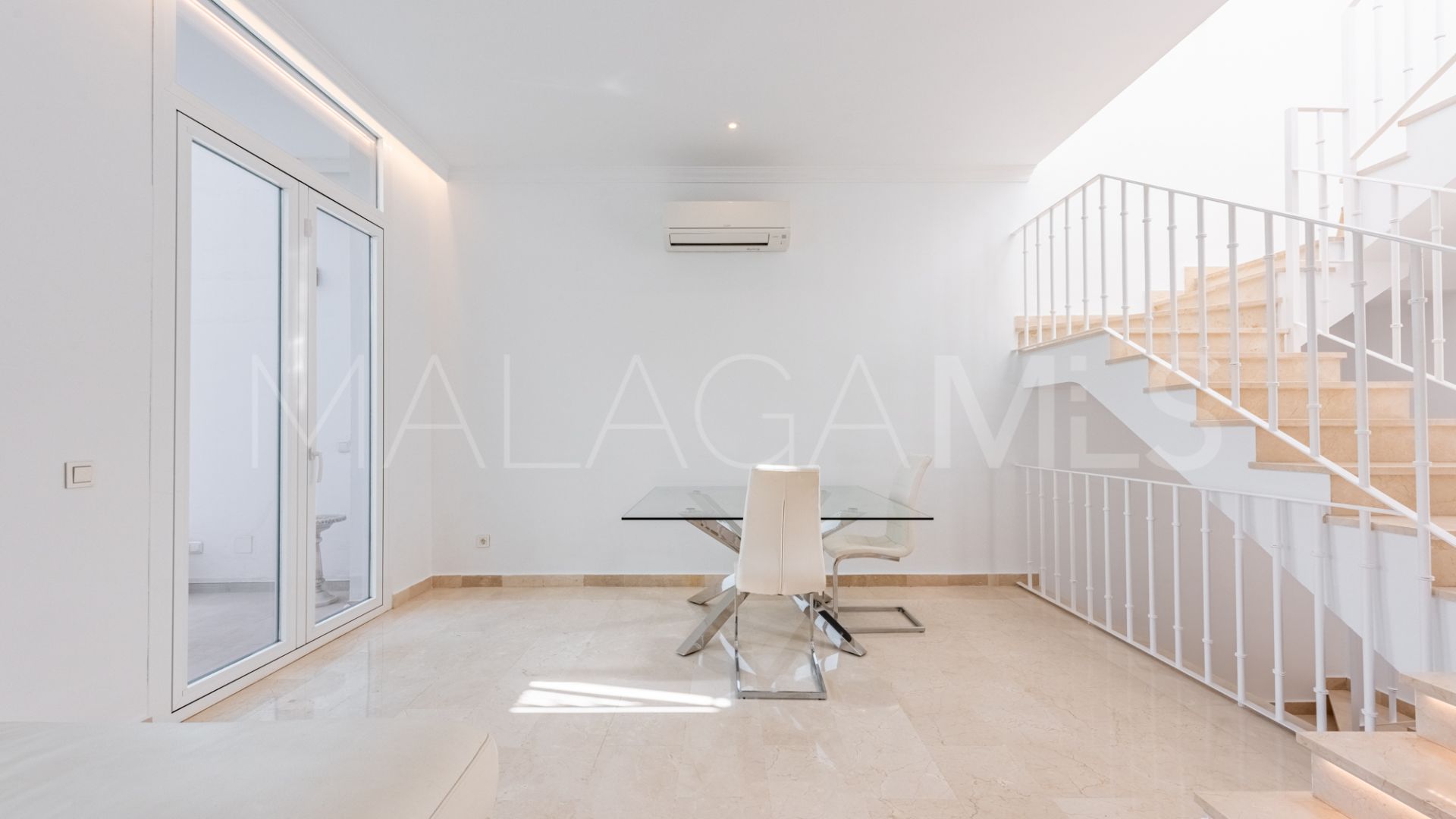 Radhus for sale in Benahavis