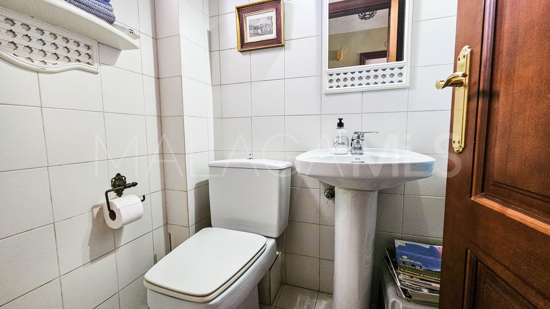 Maison de ville for sale in La Duquesa