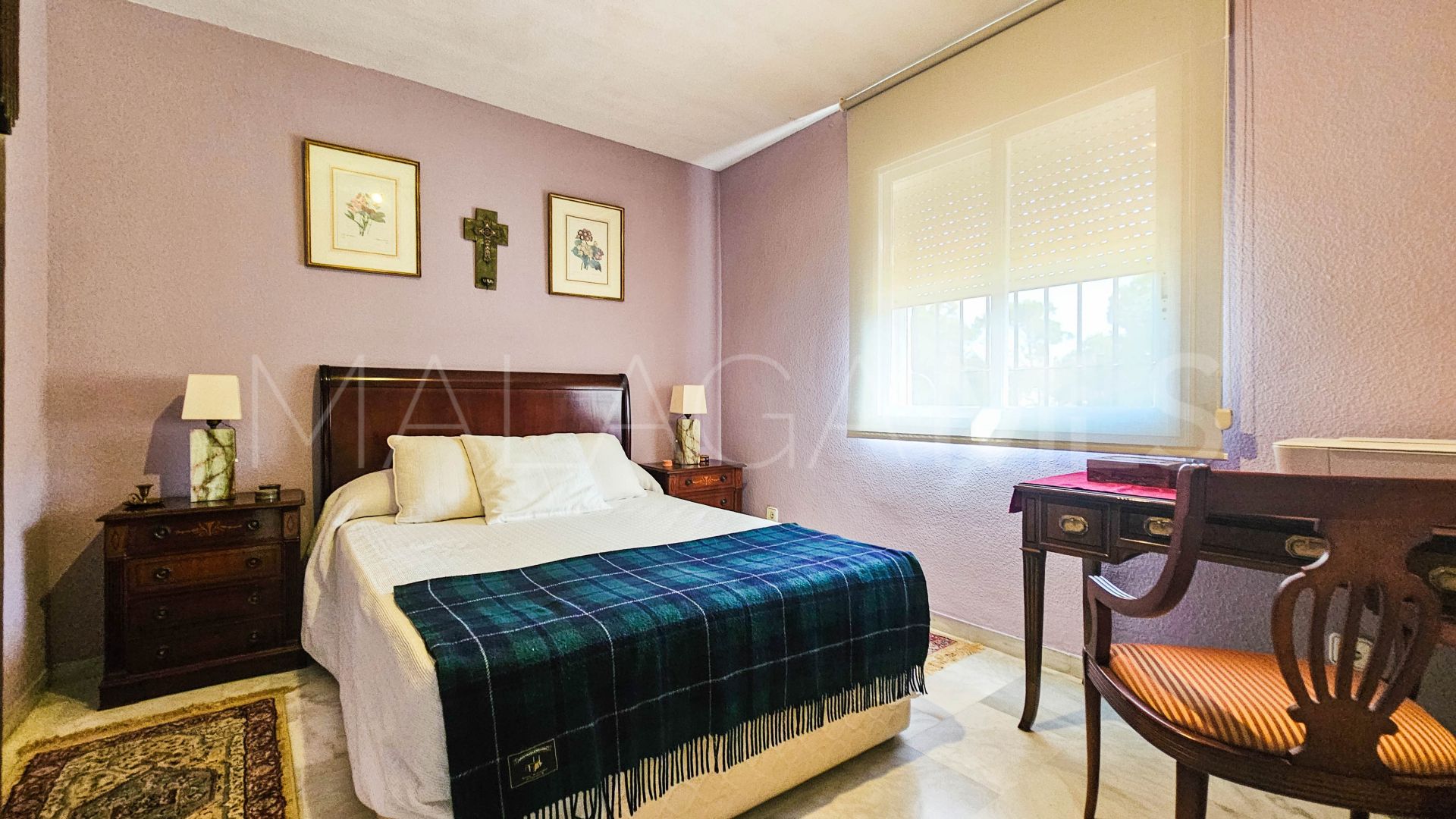 Maison de ville for sale in La Duquesa
