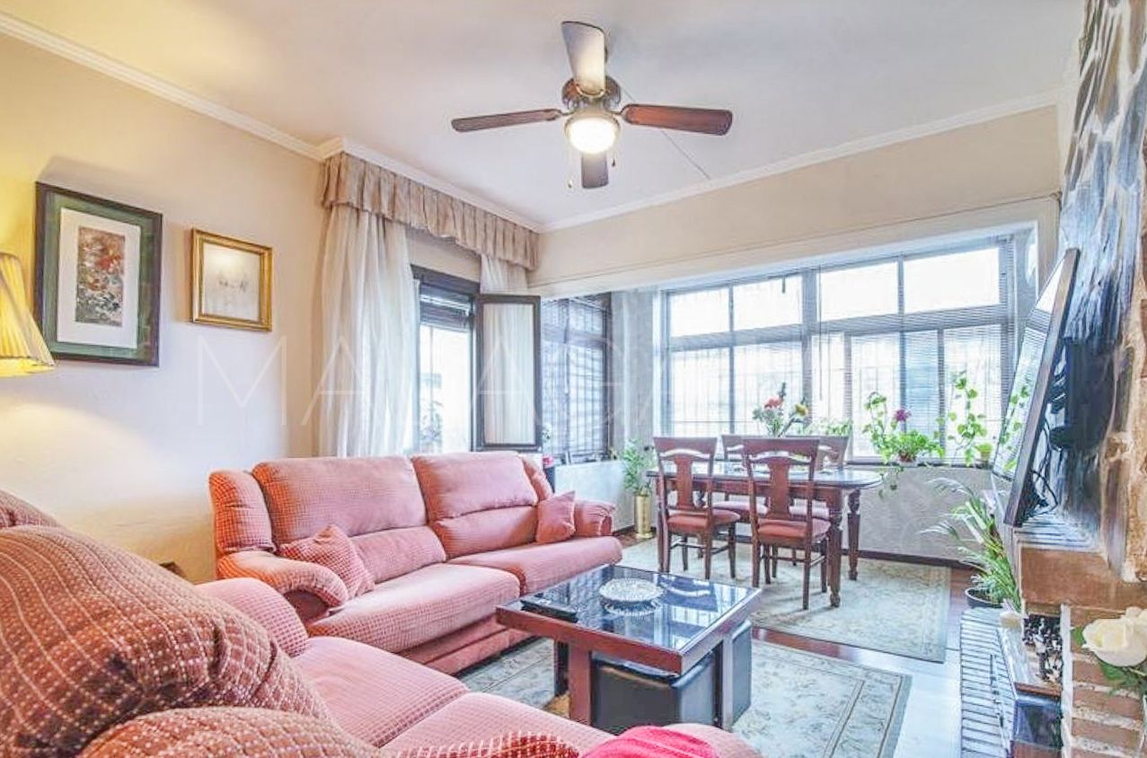 Appartement rez de chaussée for sale in Estepona Puerto