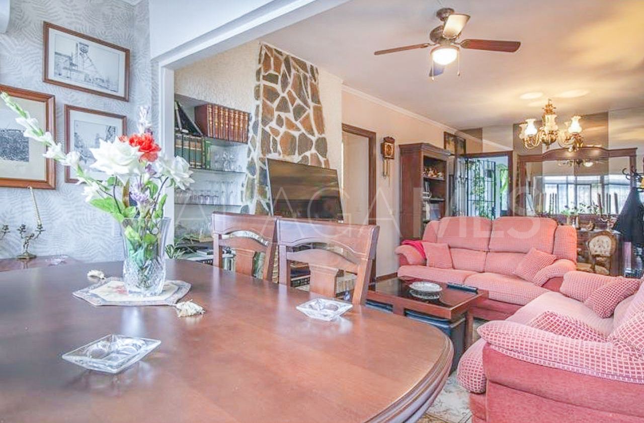 Appartement rez de chaussée for sale in Estepona Puerto