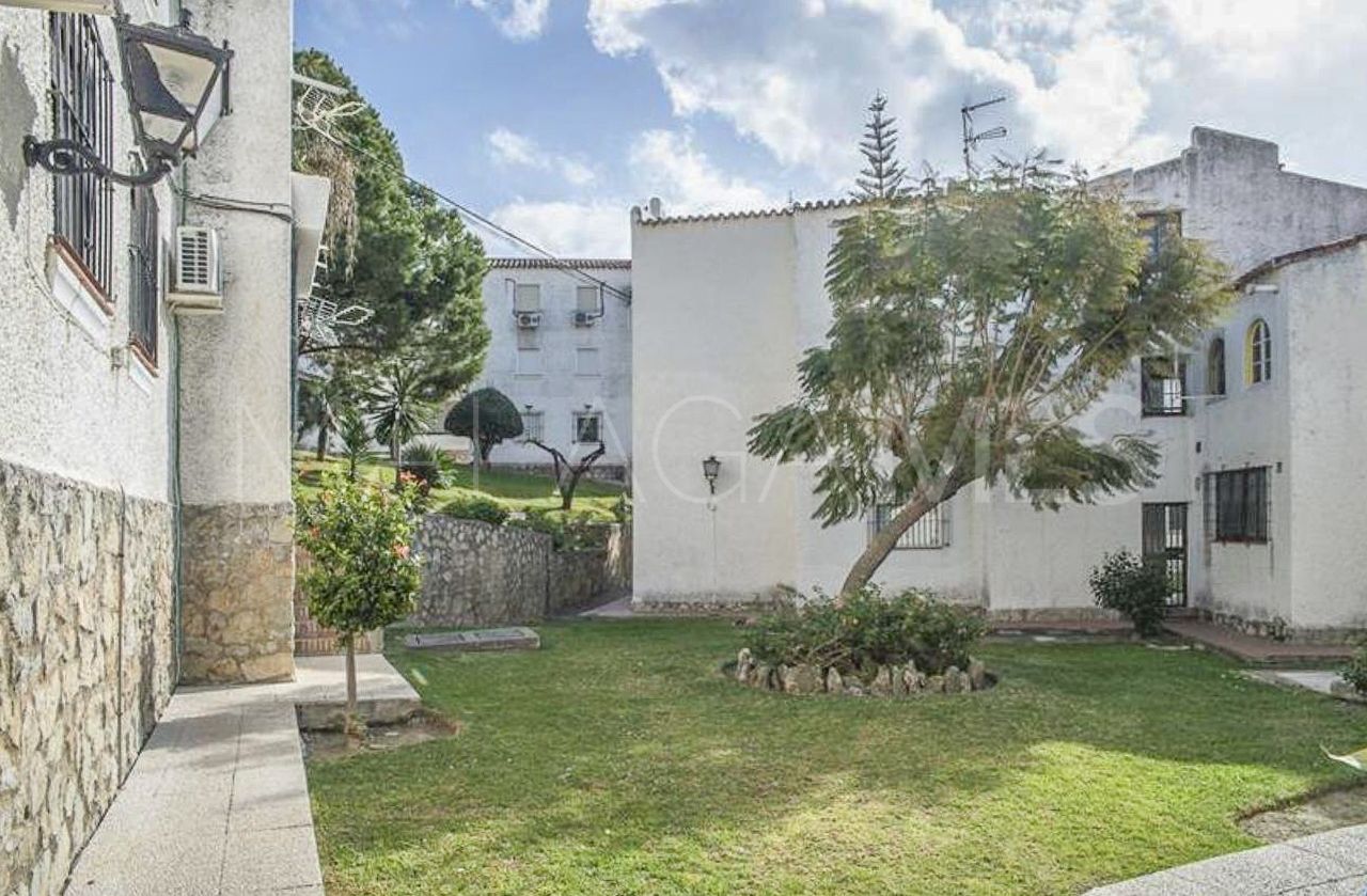Appartement rez de chaussée for sale in Estepona Puerto