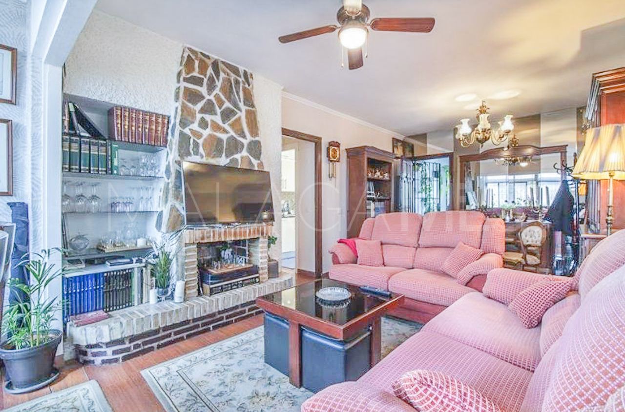 Appartement rez de chaussée for sale in Estepona Puerto