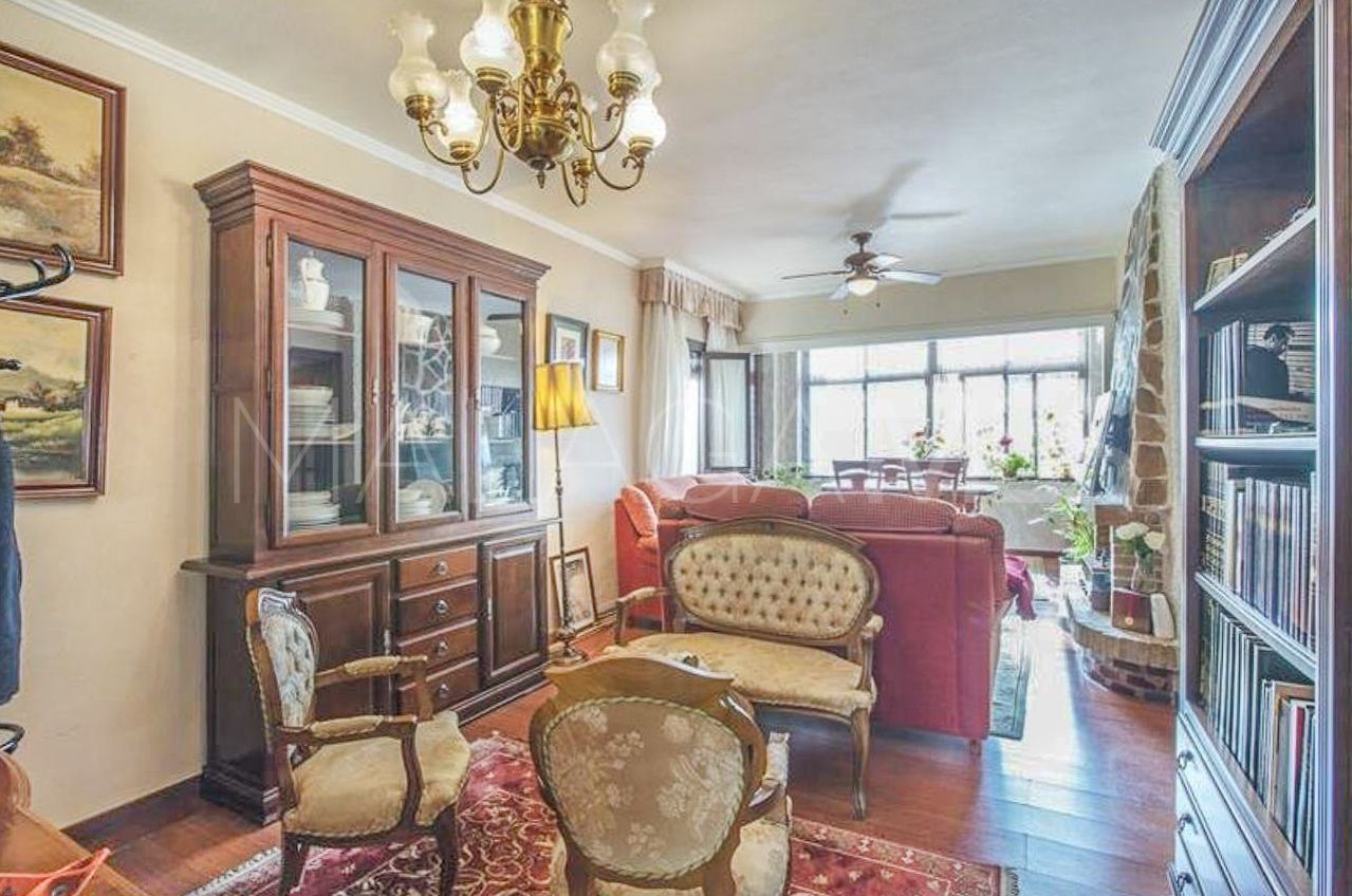 Appartement rez de chaussée for sale in Estepona Puerto