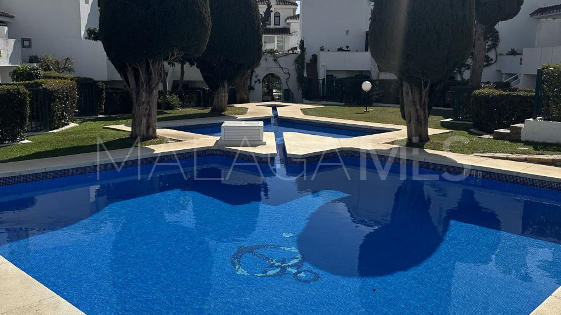 Maison de ville for sale in Estepona