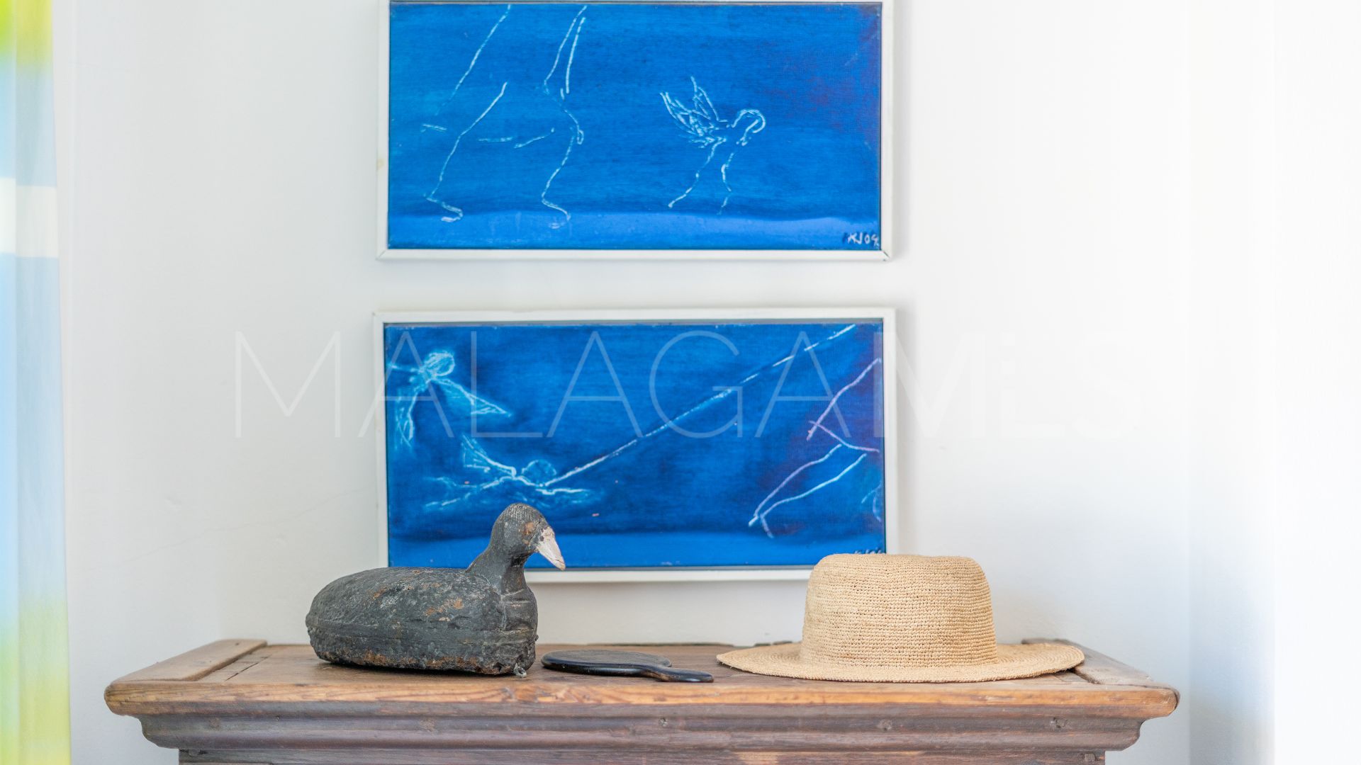 Villa for sale in Estepona