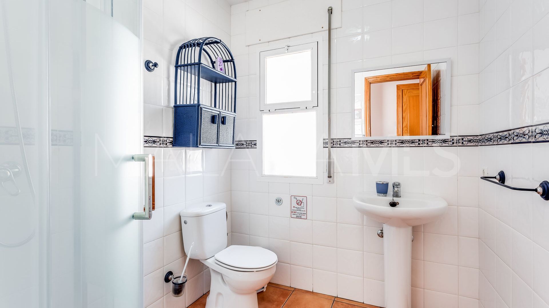 Villa for sale in Altos de Estepona