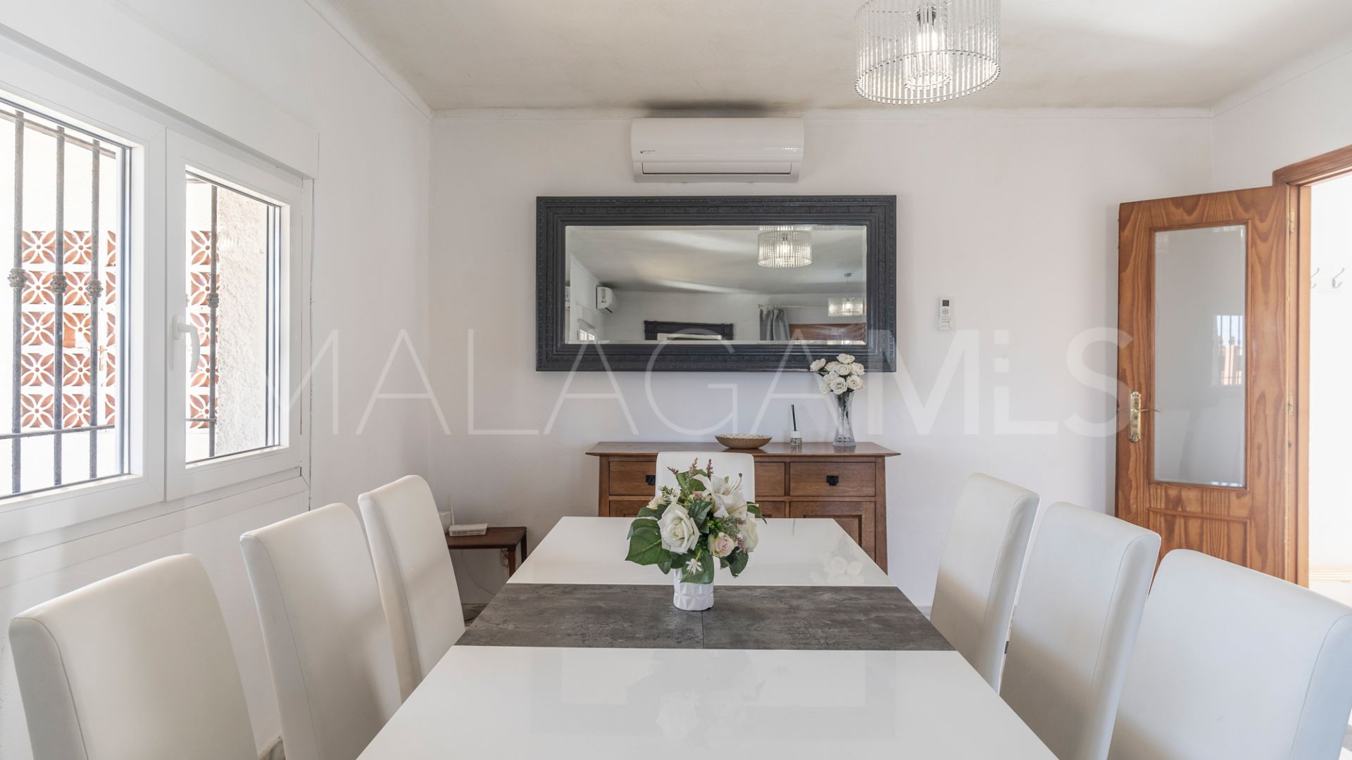 Villa for sale in Buenas Noches