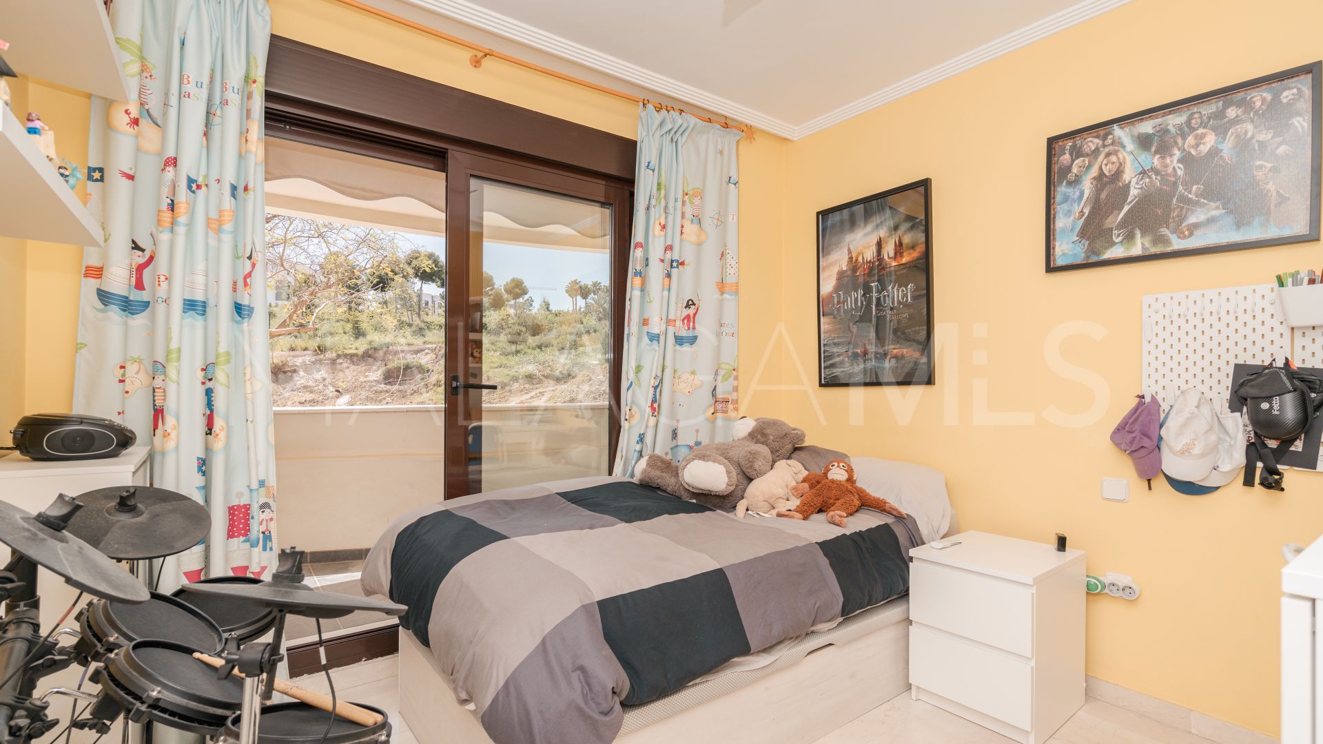 3 bedrooms apartment in Estepona Town for sale