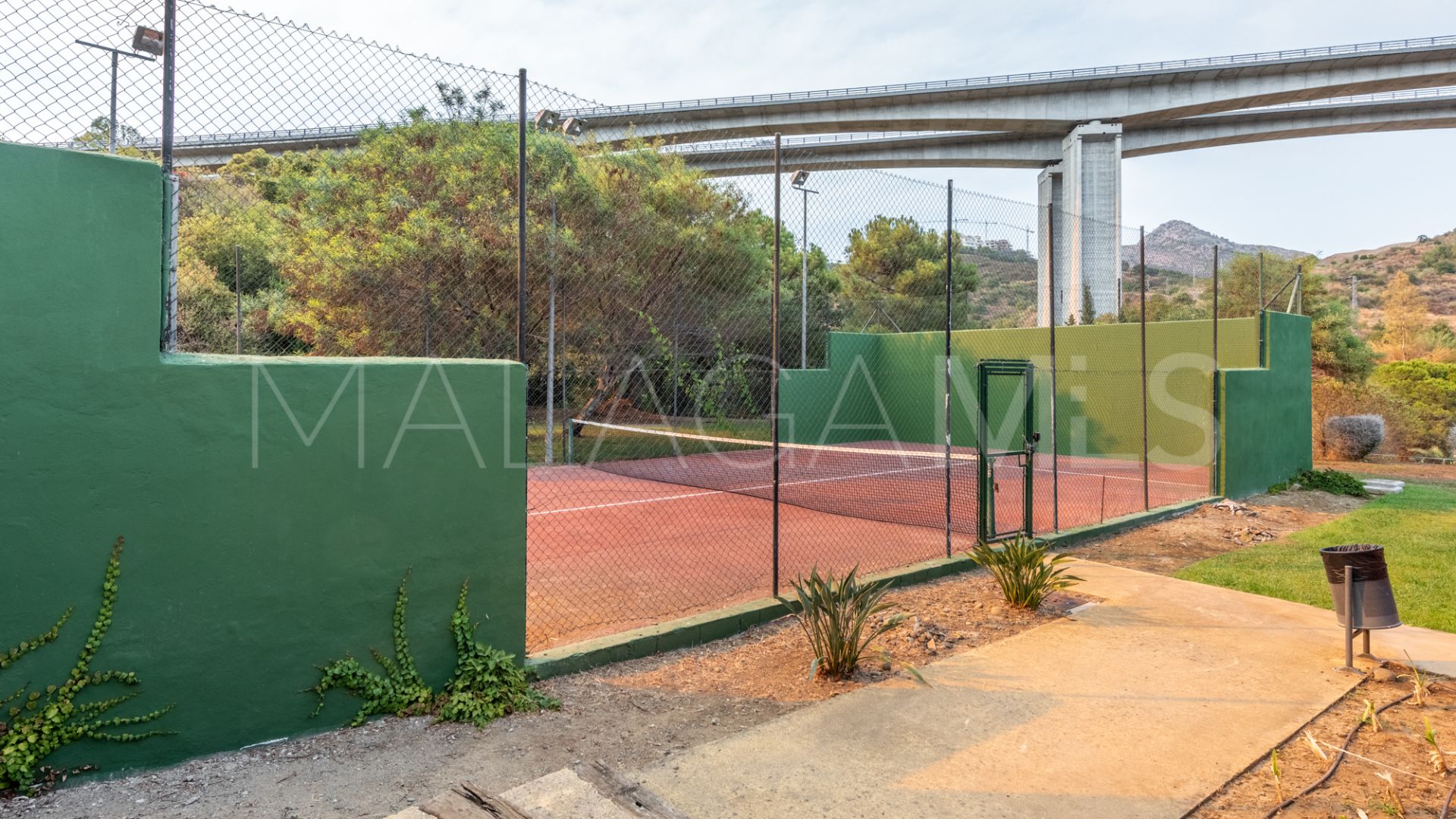 Se vende apartamento in Benahavis with 2 bedrooms