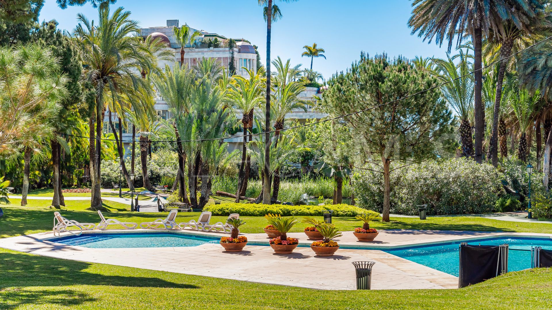 Lägenhet for sale in Playas del Duque