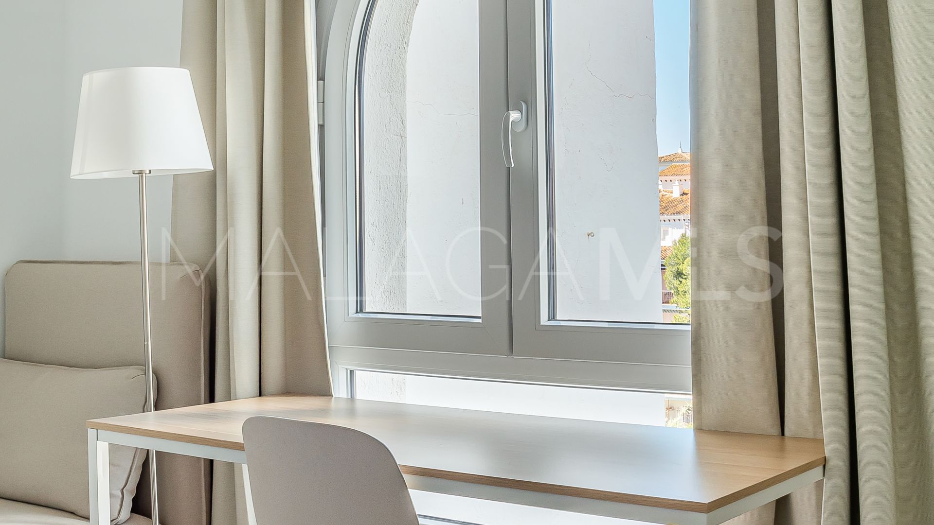 Lägenhet for sale in Playas del Duque