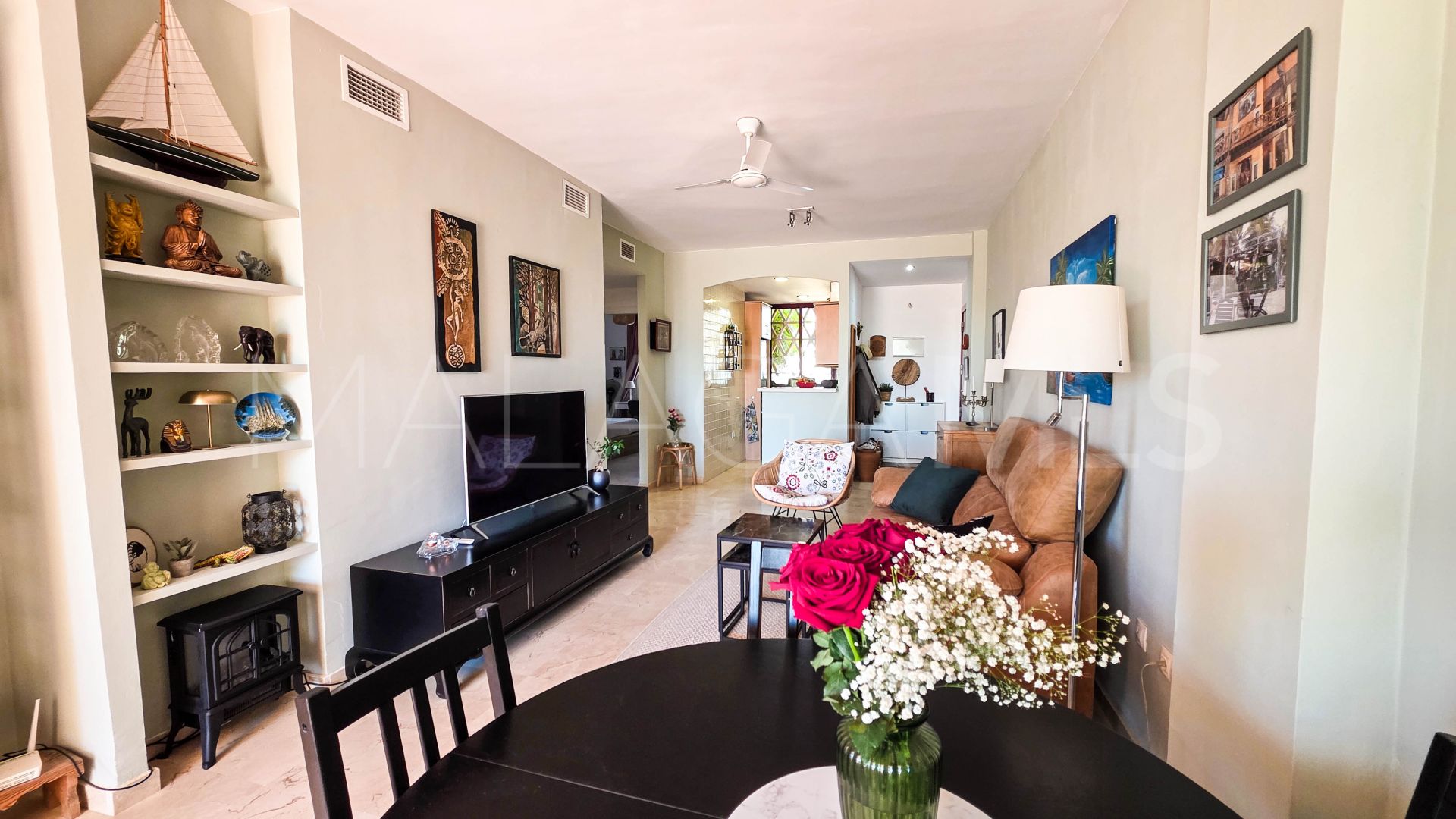 Markplanslägenhet for sale in Bahia de Casares