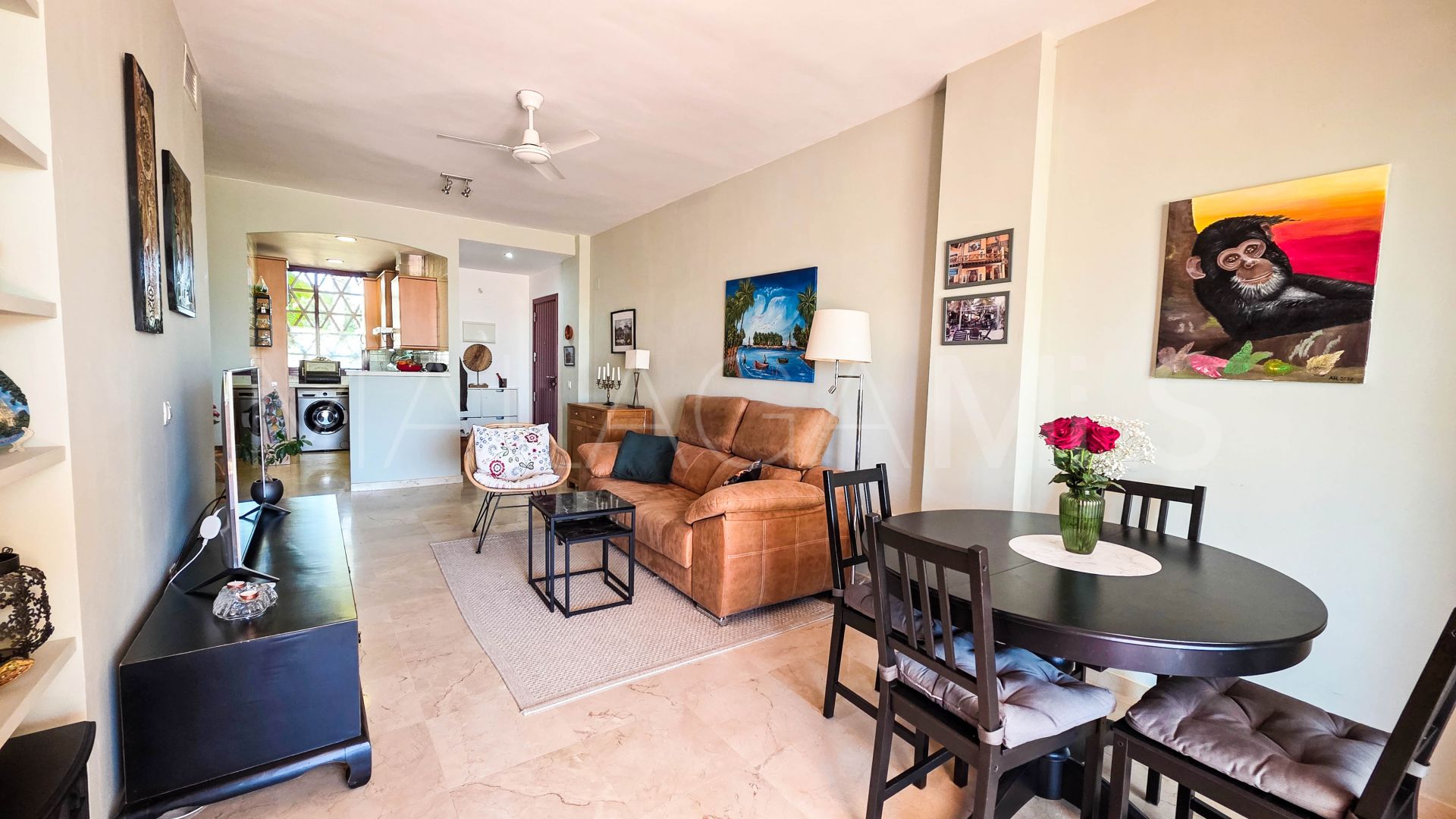 Markplanslägenhet for sale in Bahia de Casares