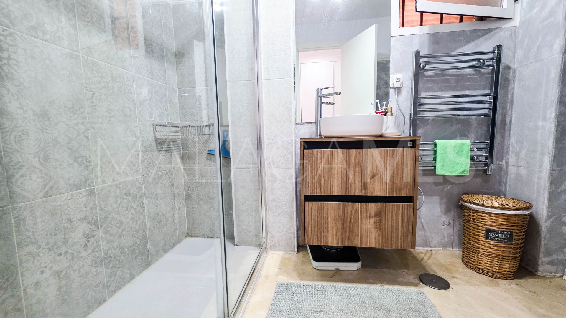 Markplanslägenhet for sale in Bahia de Casares