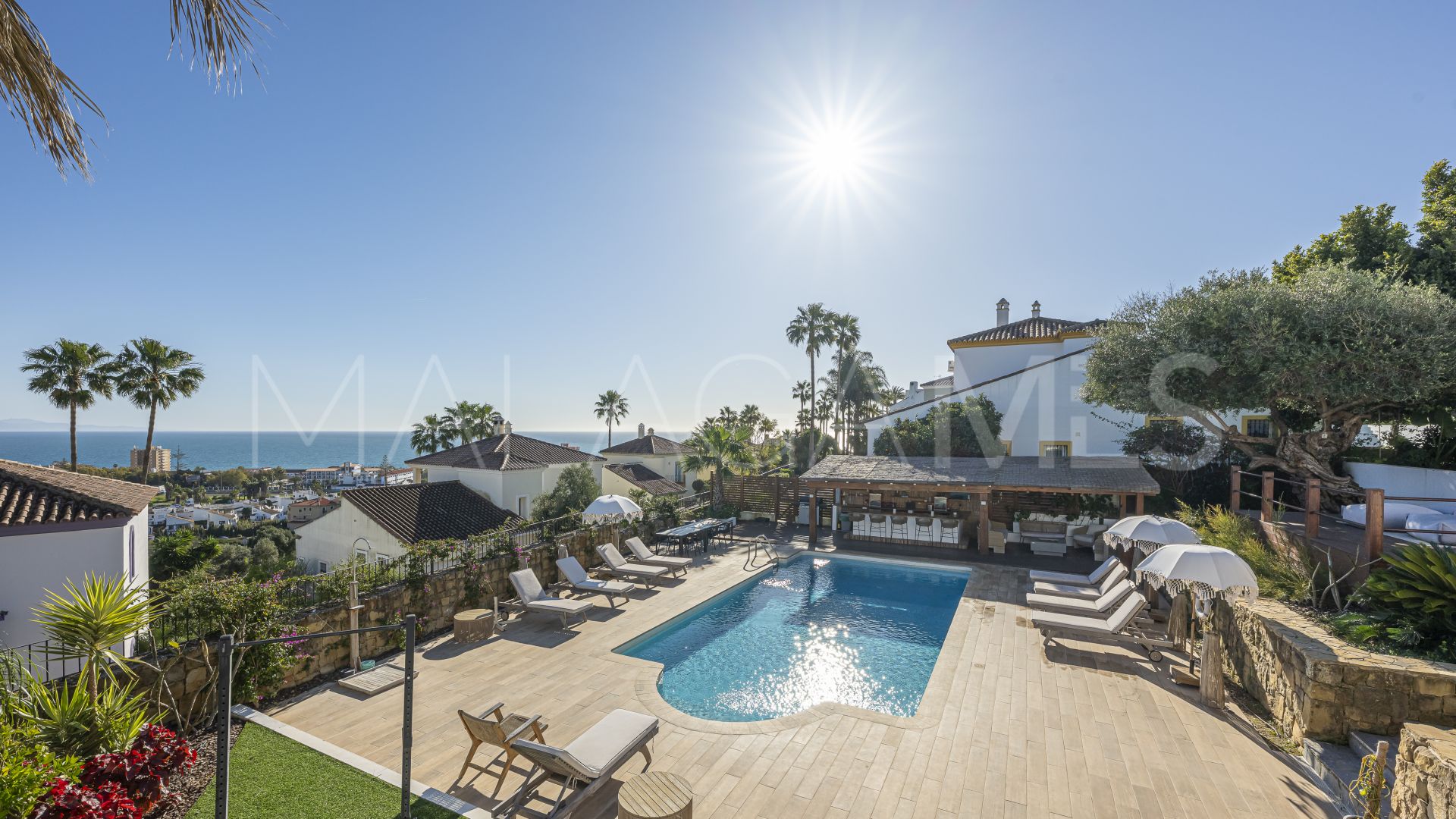 Villa for sale in La Duquesa