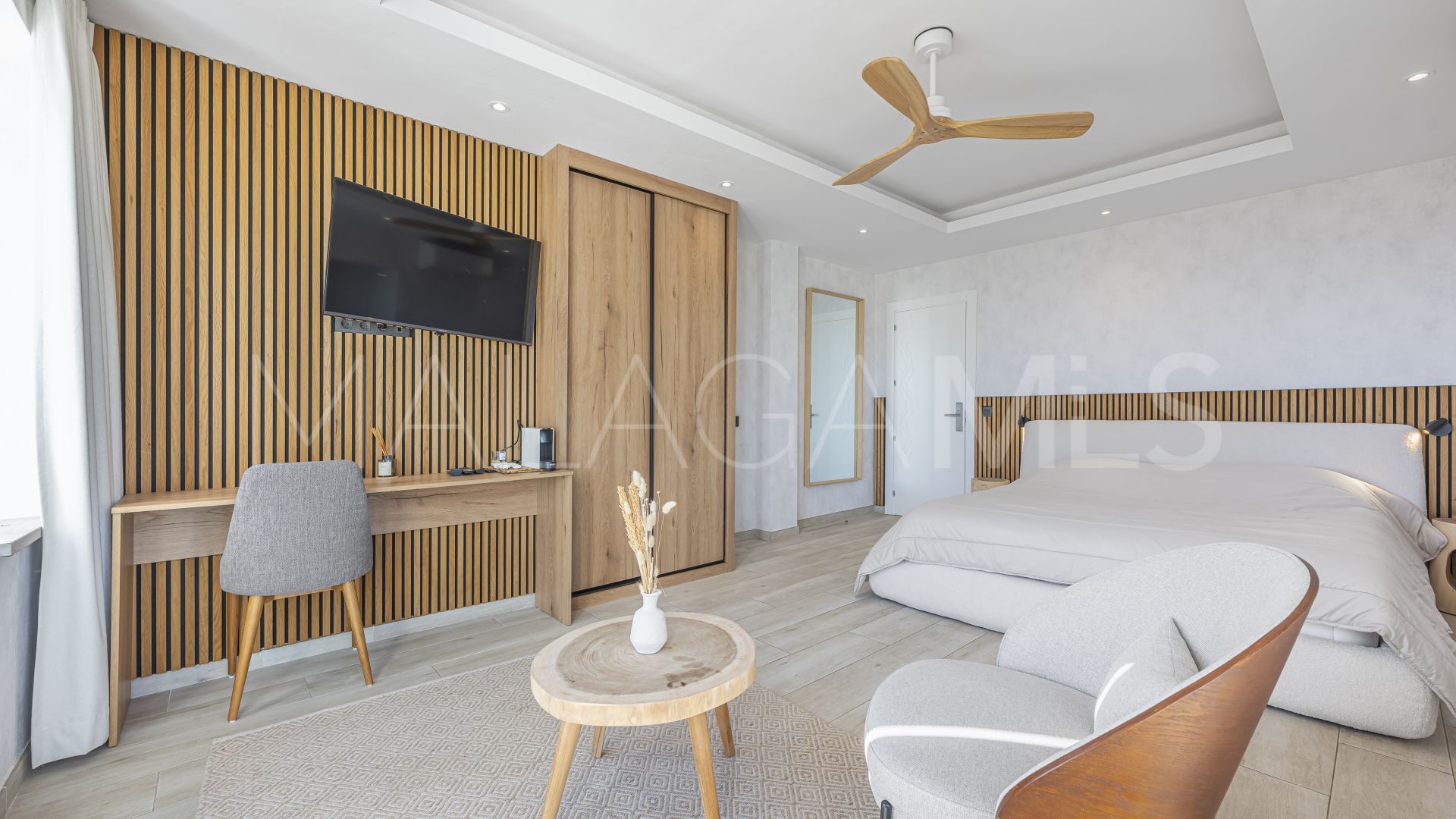 Villa for sale in La Duquesa