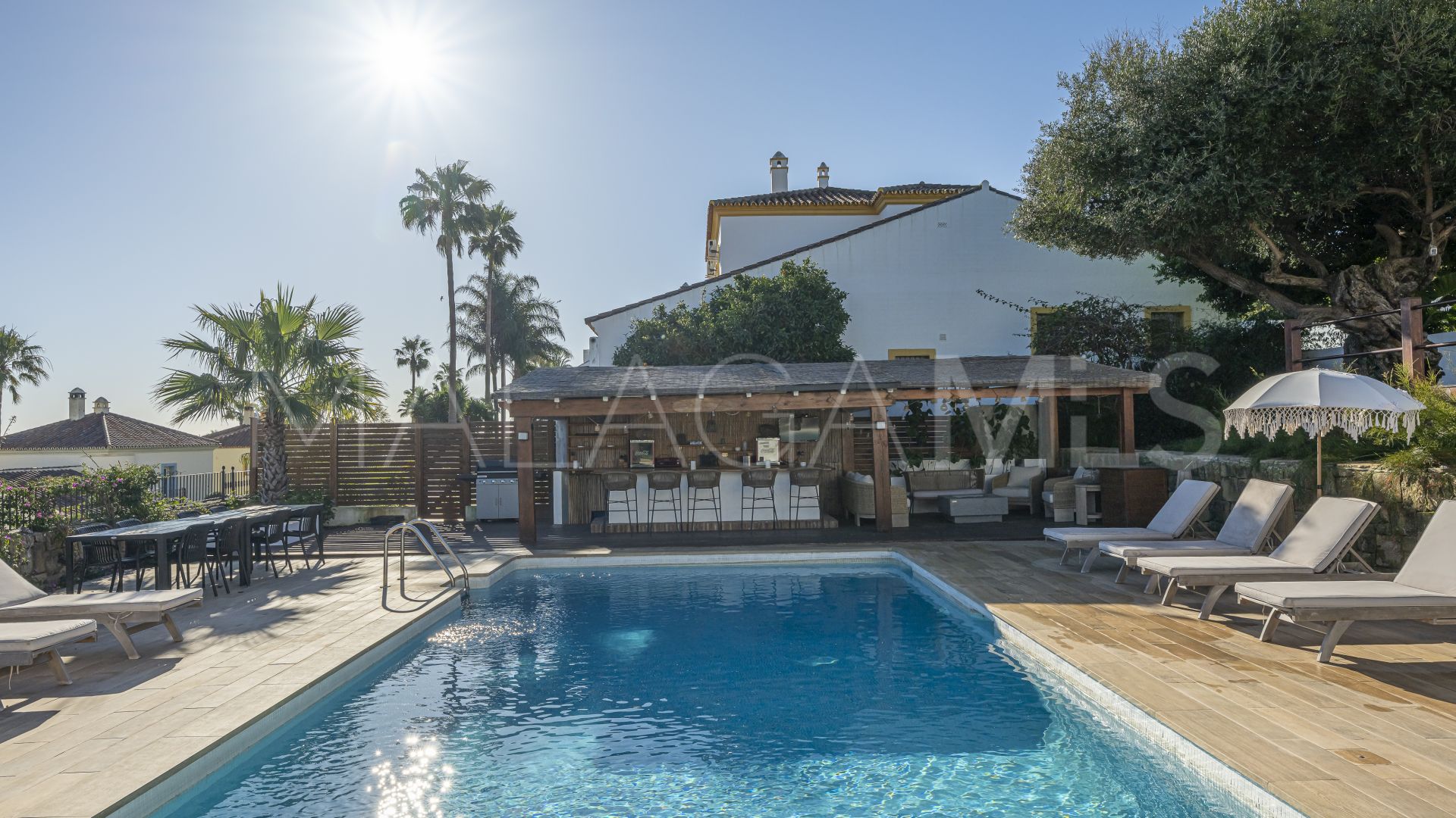 Villa for sale in La Duquesa