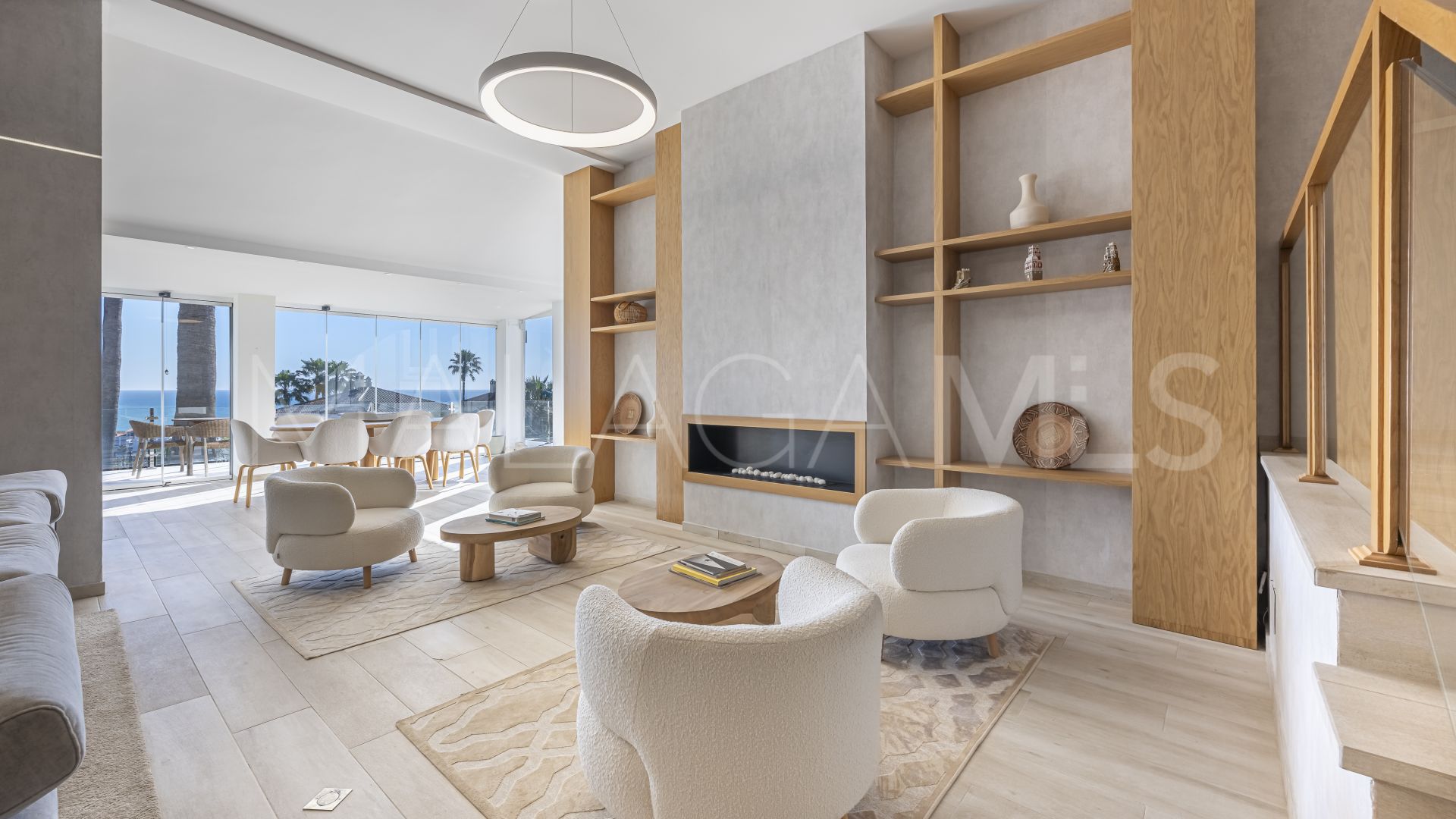 Villa for sale in La Duquesa