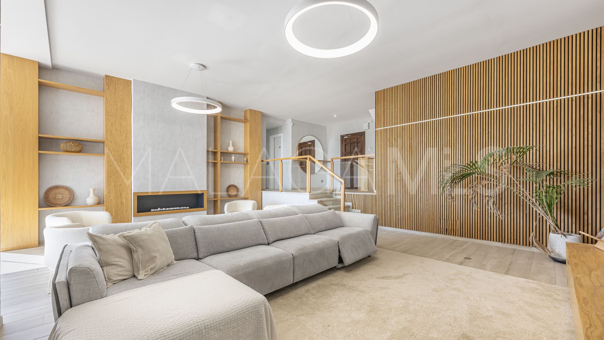 Villa for sale in La Duquesa