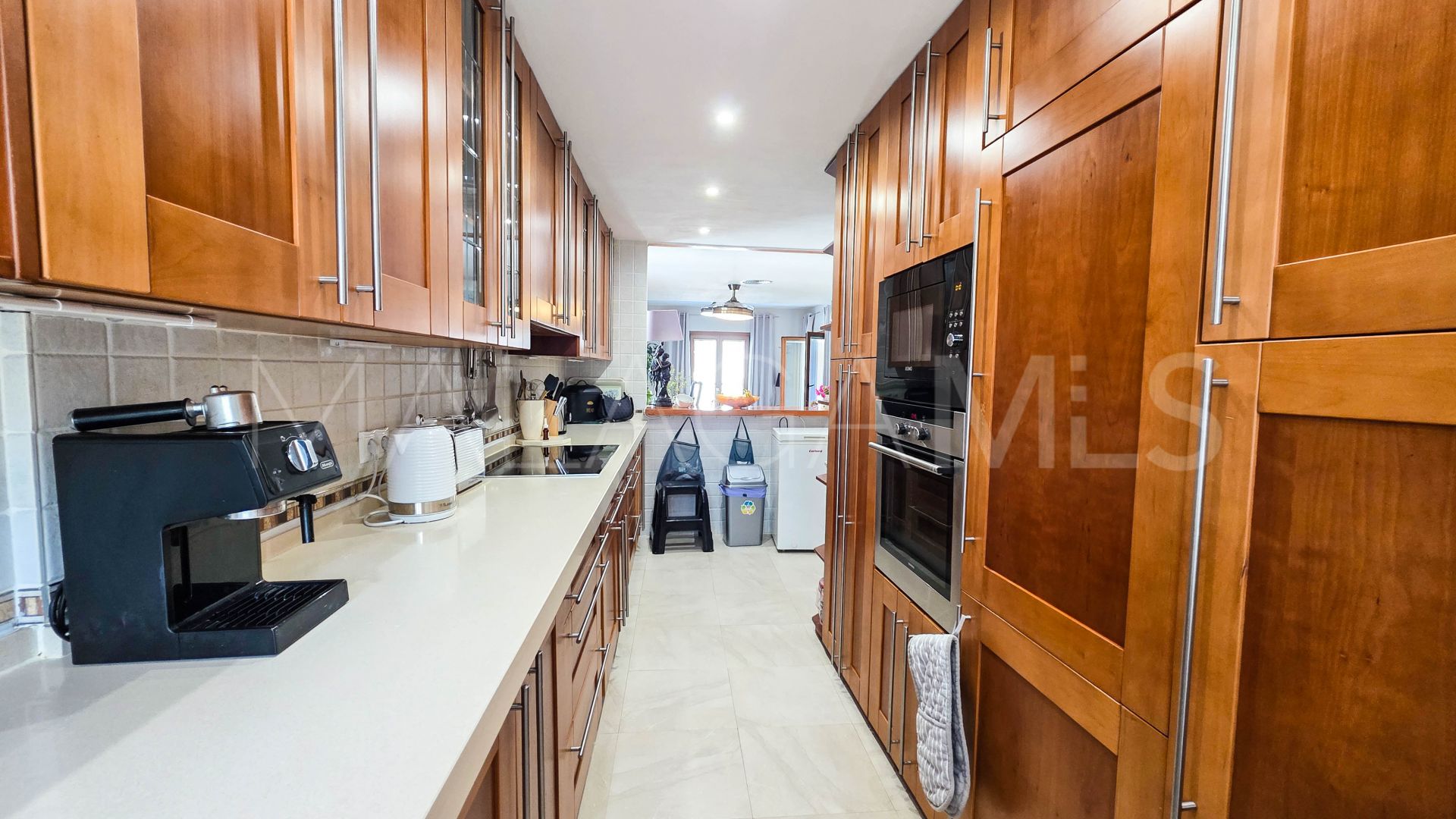 For sale duplex penthouse in La Duquesa