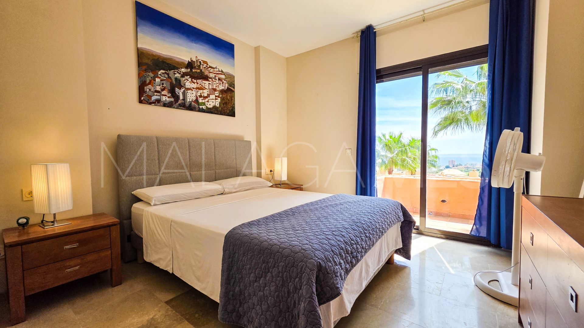 Apartamento for sale in La Duquesa with 3 bedrooms