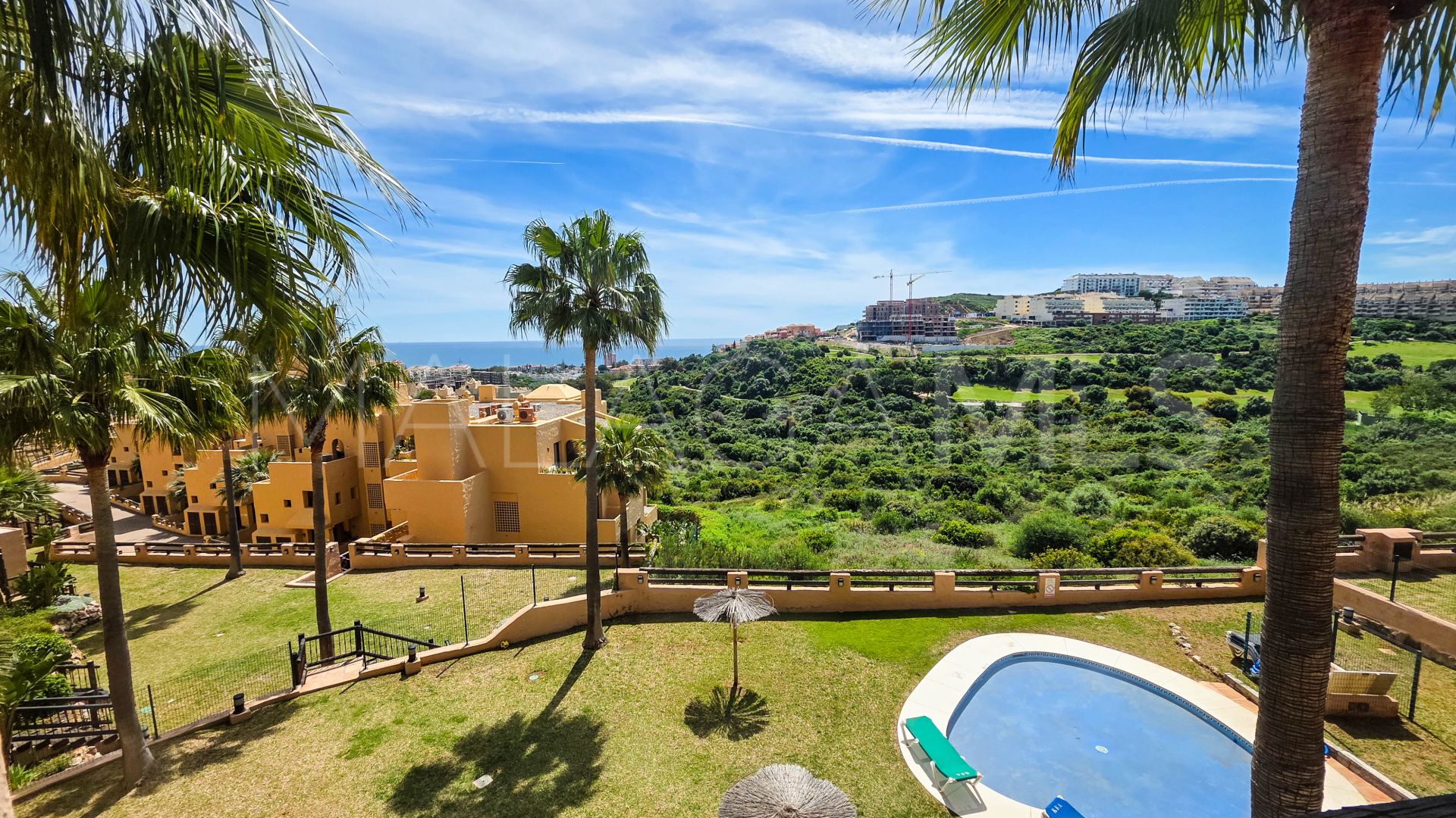 Apartamento for sale in La Duquesa with 3 bedrooms