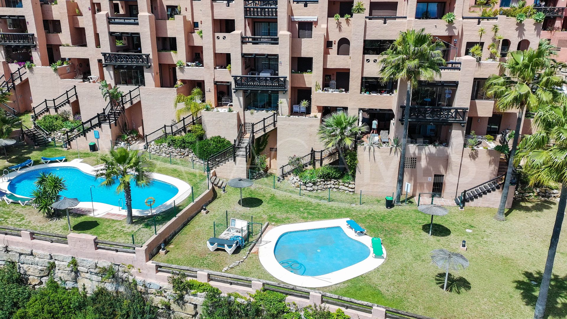 Apartamento for sale in La Duquesa with 3 bedrooms